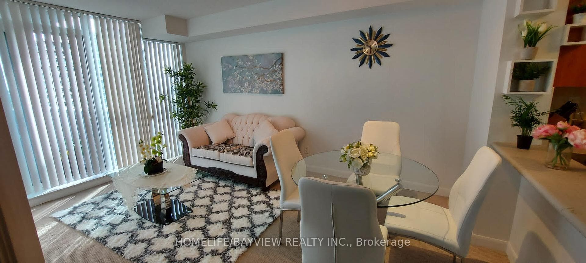 4978 yonge Street Unit 3502 photo 3