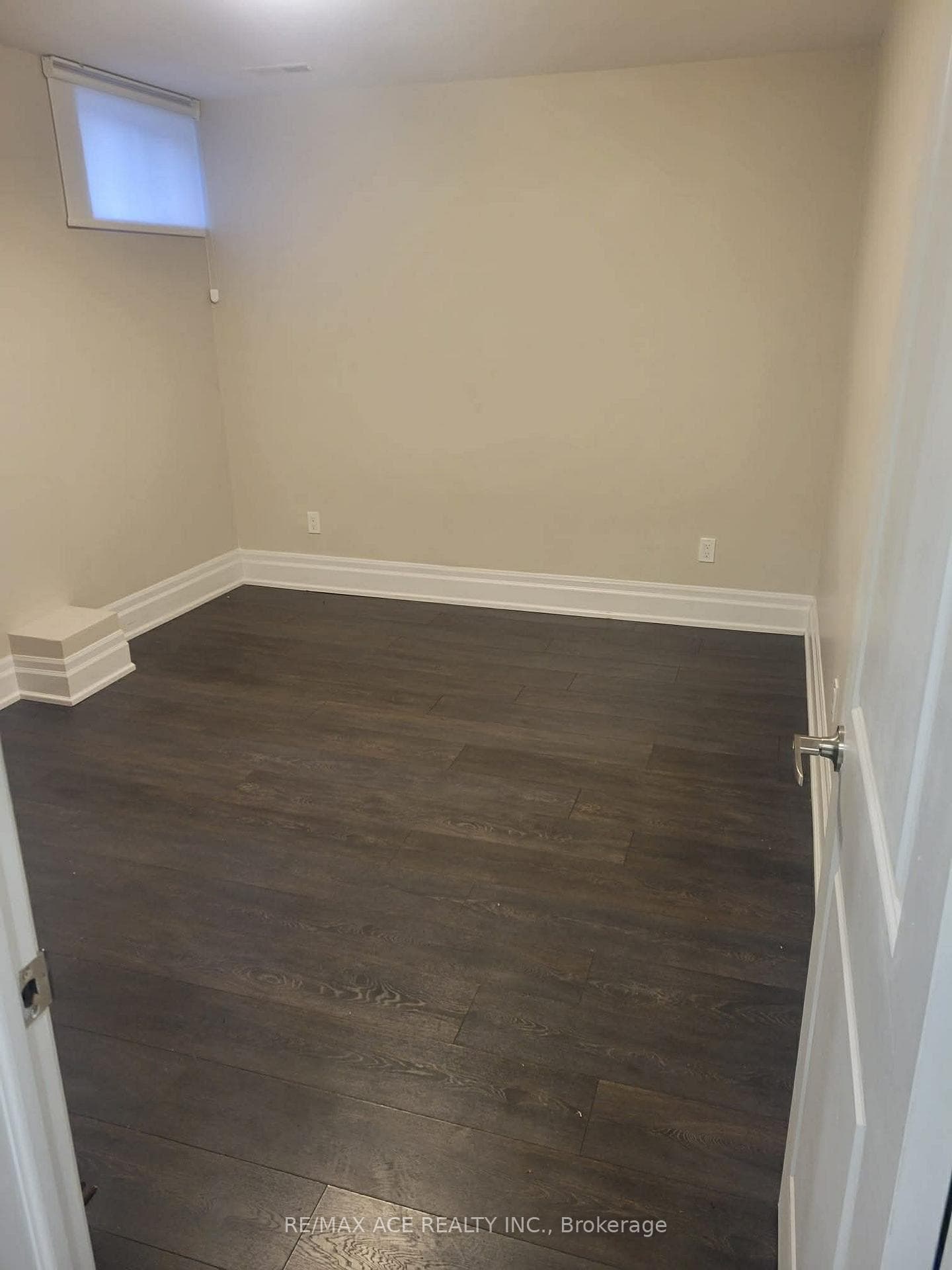 47 Mccowan Road Unit Bsmt photo 6