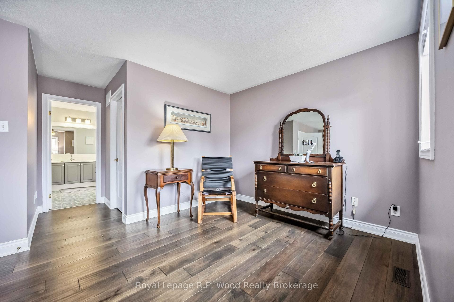 3 Lorwood Court photo 25