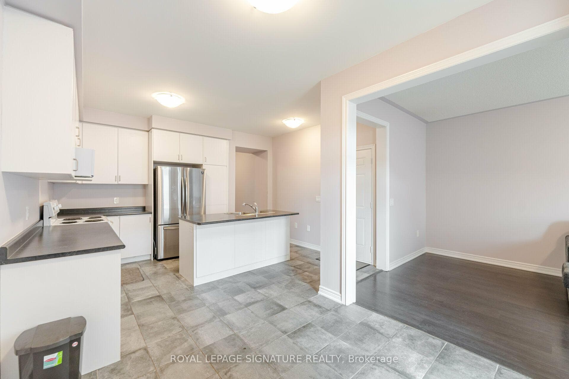 159 Bronson Terrace photo 14