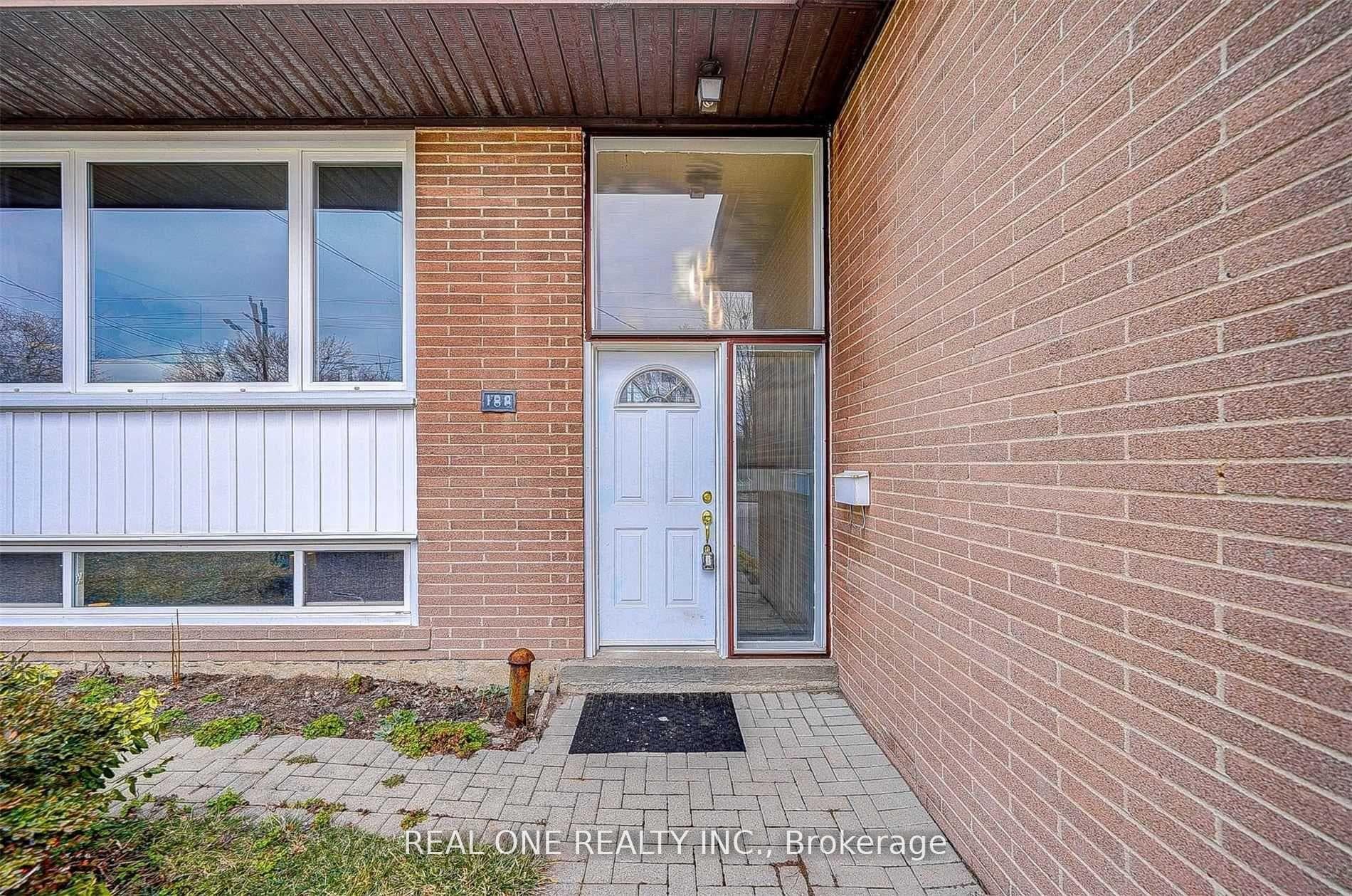 188 Acton Avenue photo 36