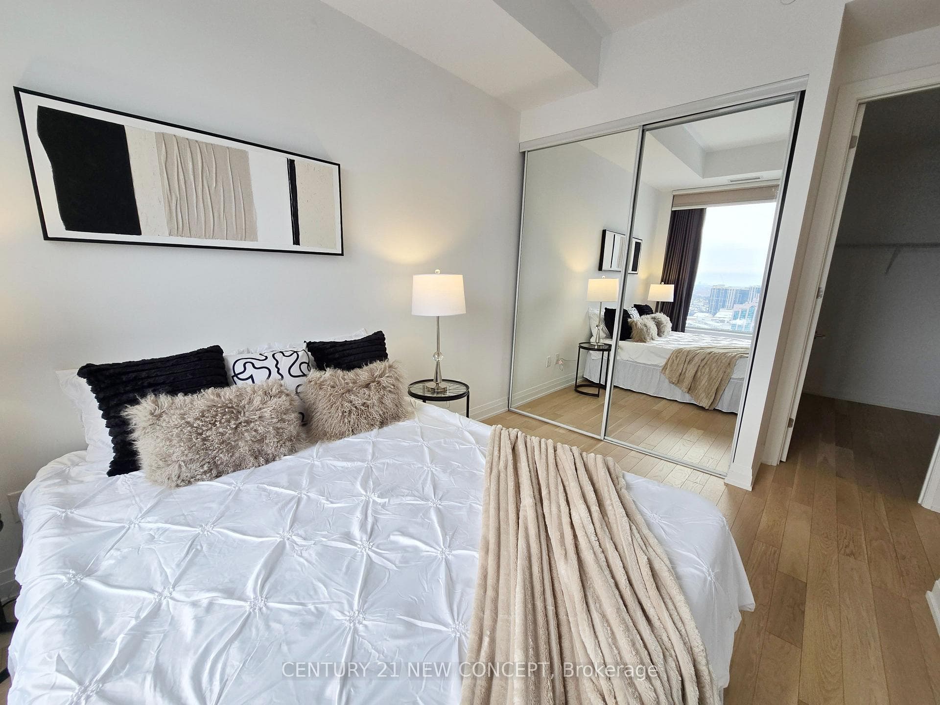 75 Canterbury Place Unit PH202 photo 16