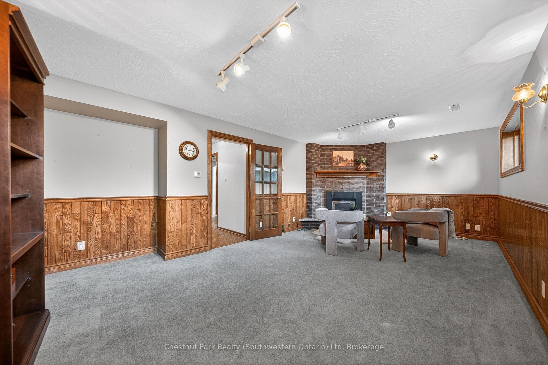 157 ORIOLE Parkway photo 34