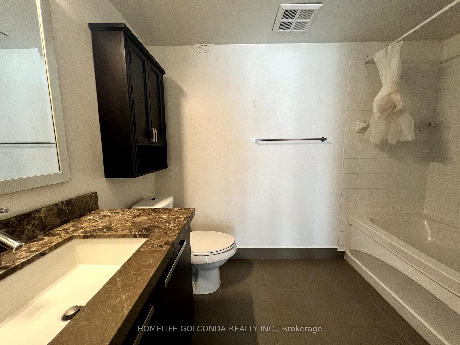 11 St. Joseph Street Unit 1702 photo 33