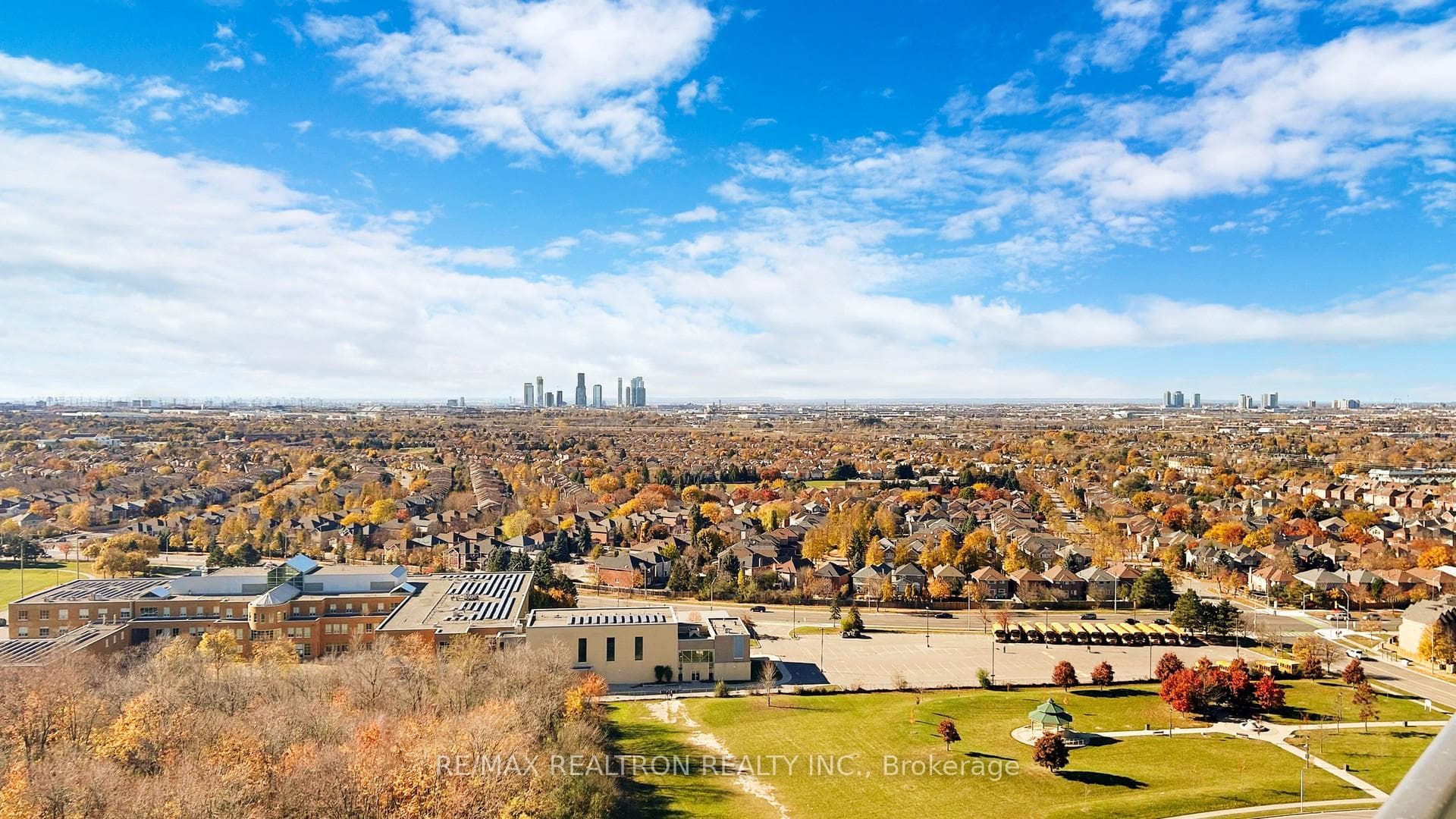 30 Upper Mall Way Unit A-1903 photo 16