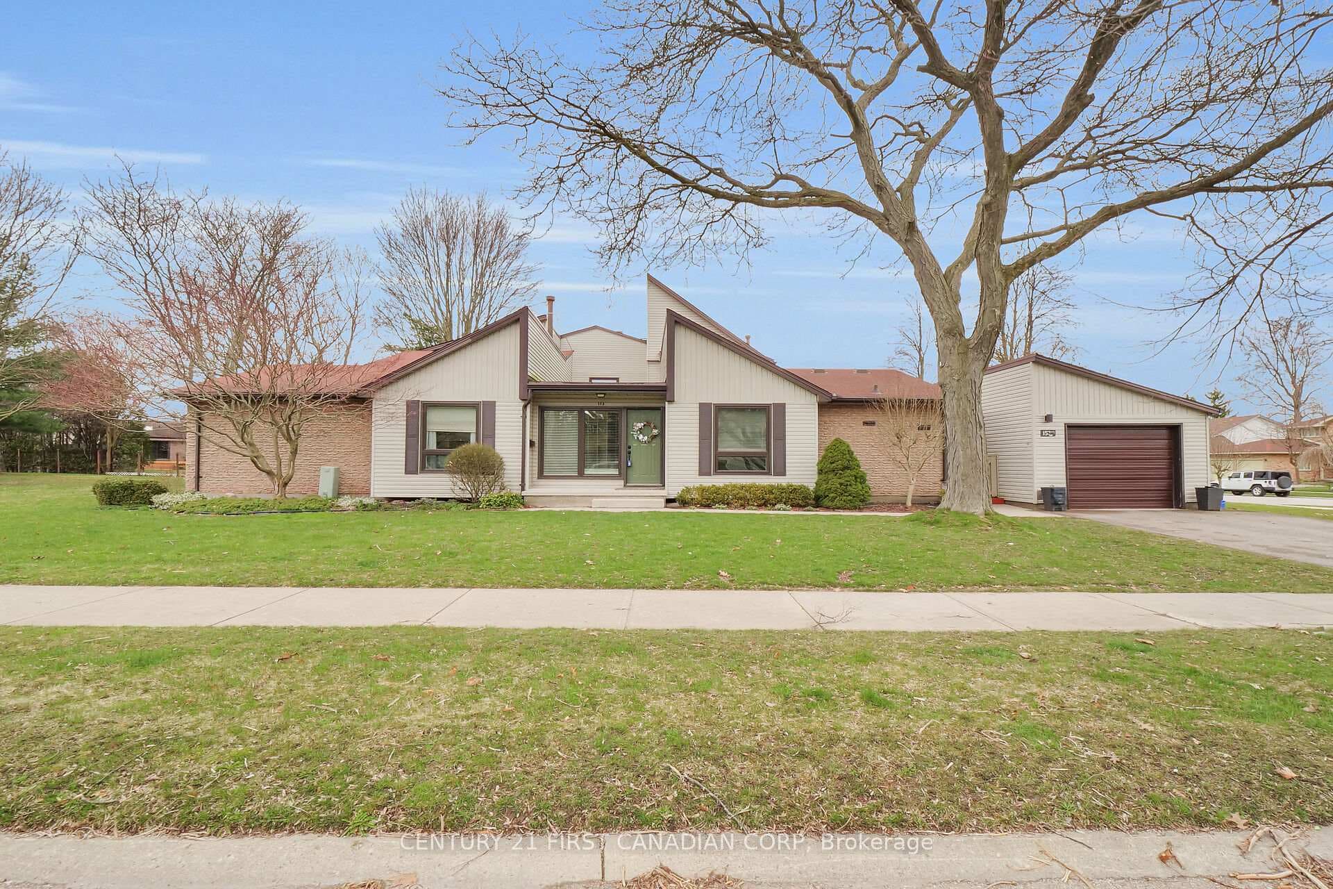153 mcmaster Drive photo 2