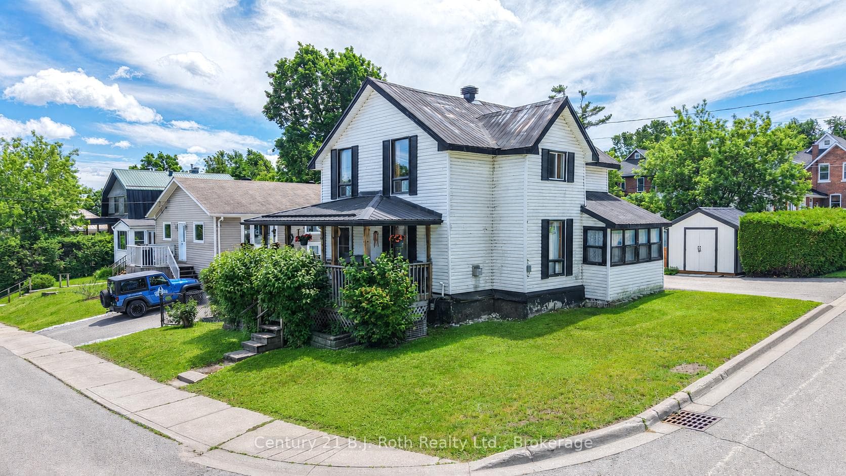 139 Borland Street photo 2