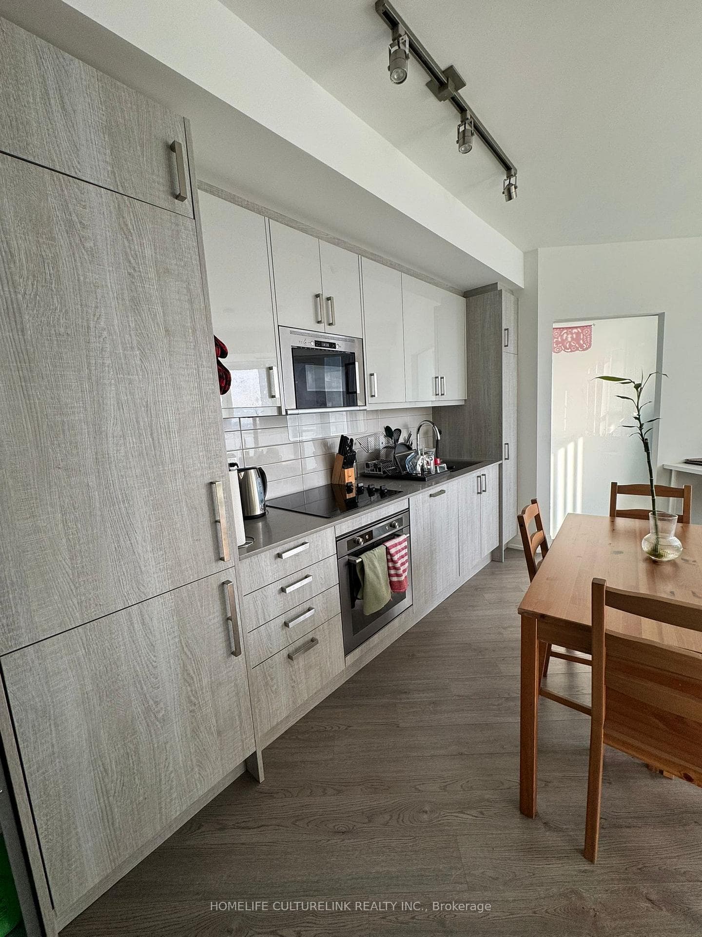 77 Mutual Street Unit 3002 photo 10