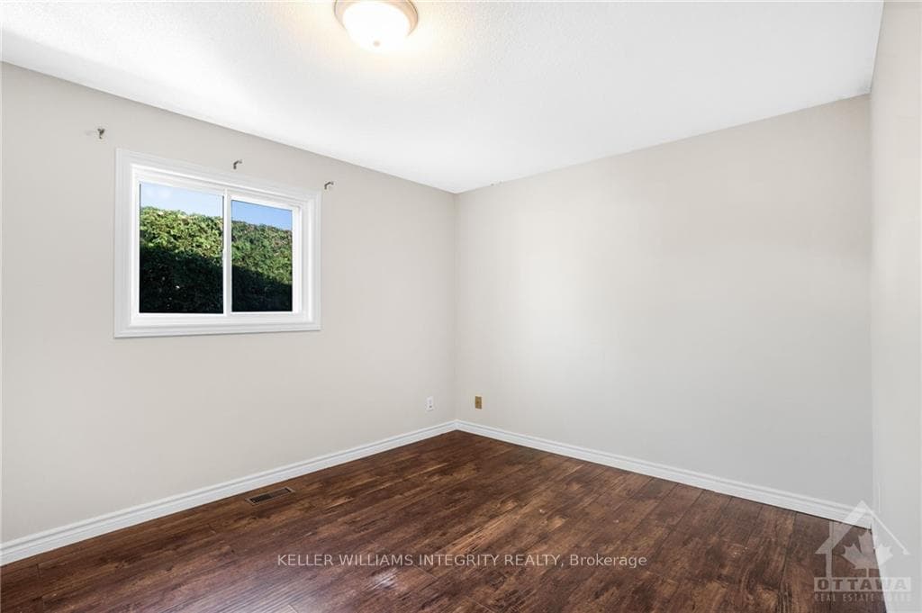 418 DALRYMPLE Drive photo 16