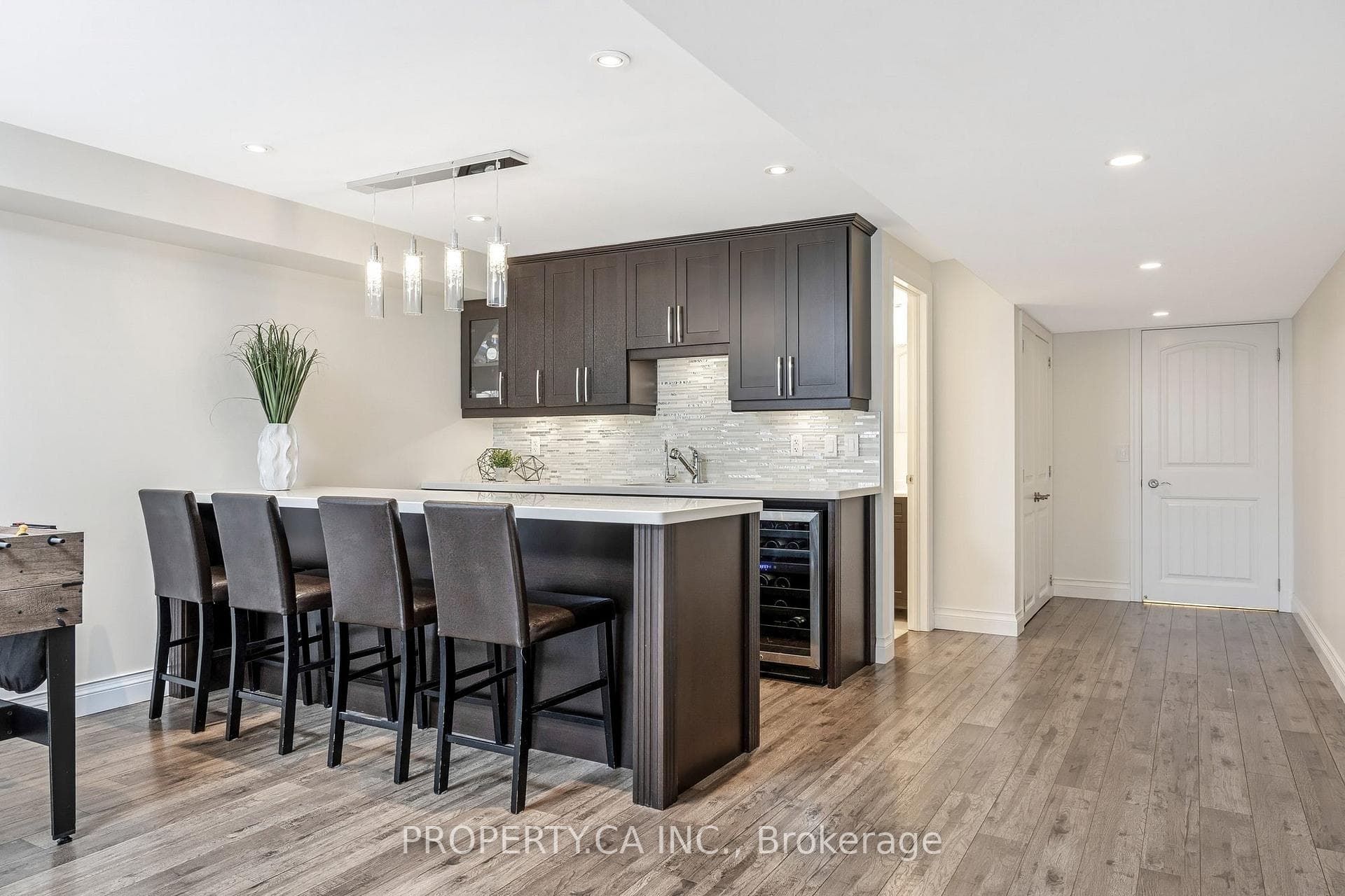 208 Holloway Terrace photo 30