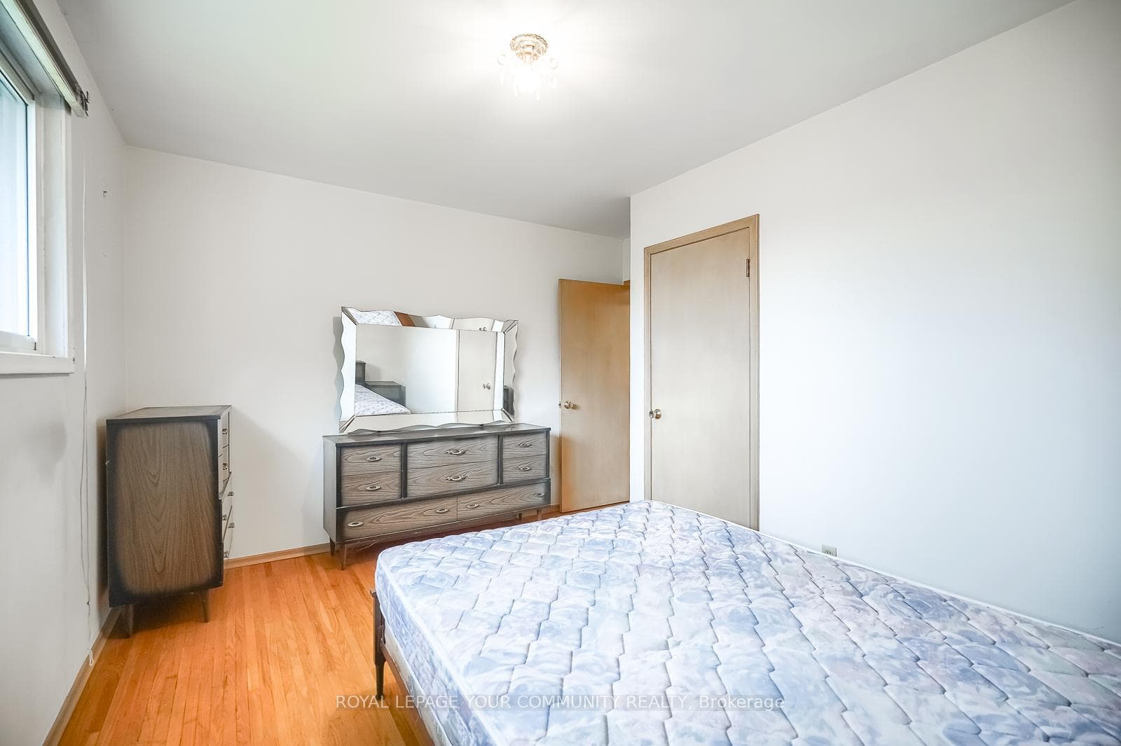 84 Lorraine Avenue photo 17