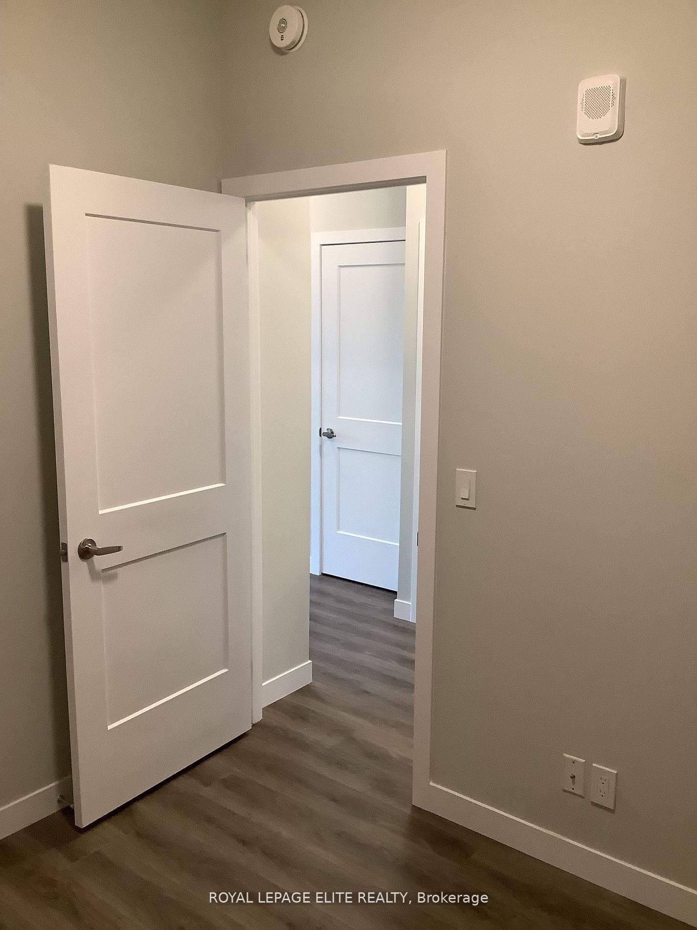 15 QUEEN Street Unit 1301 photo 5