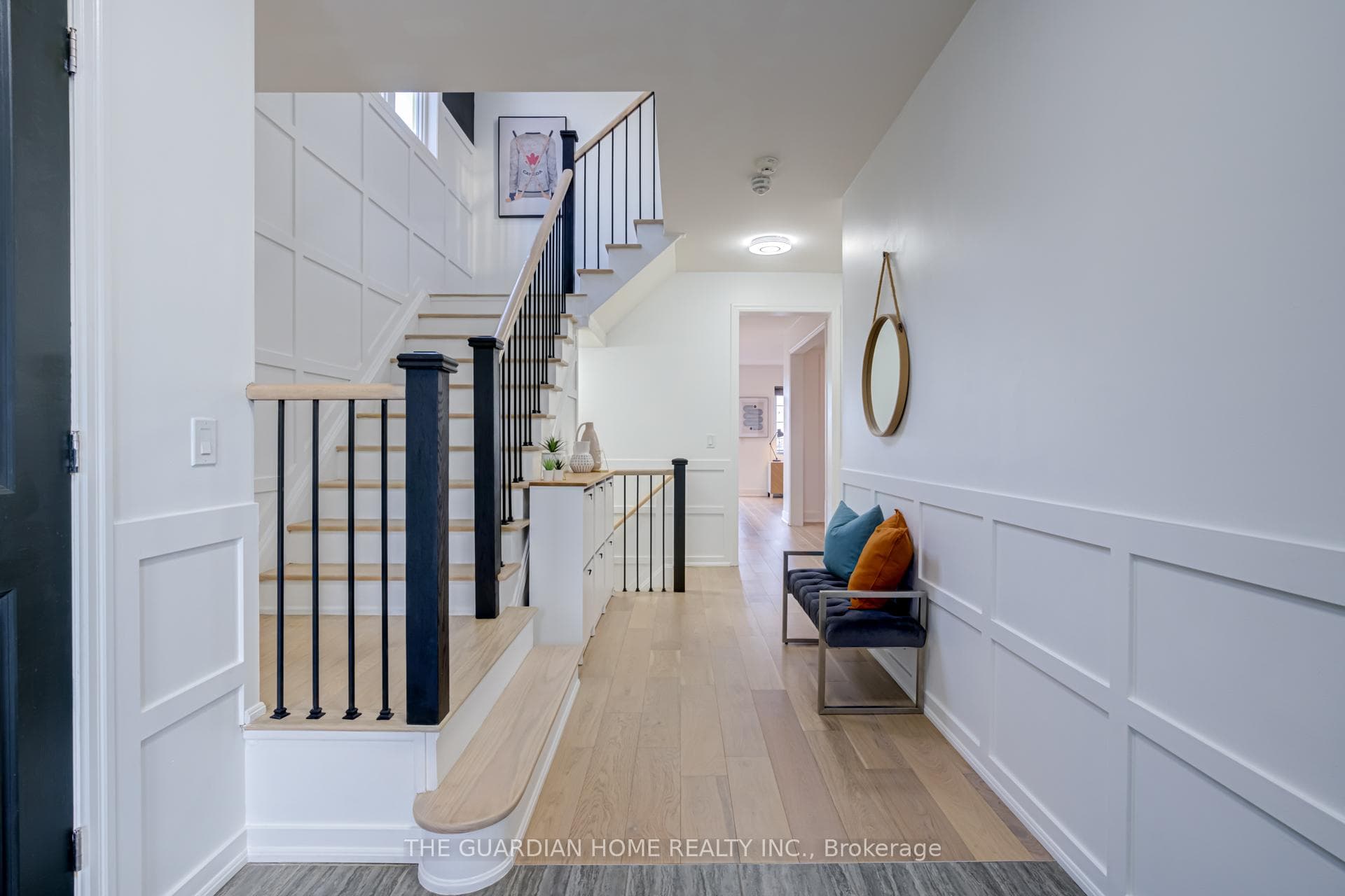 55 Purdy Place photo 3
