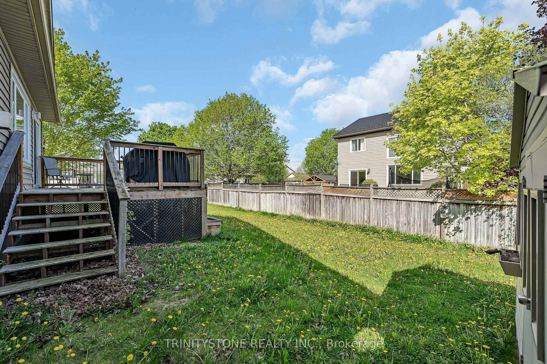 90 Sinclair Avenue photo 47