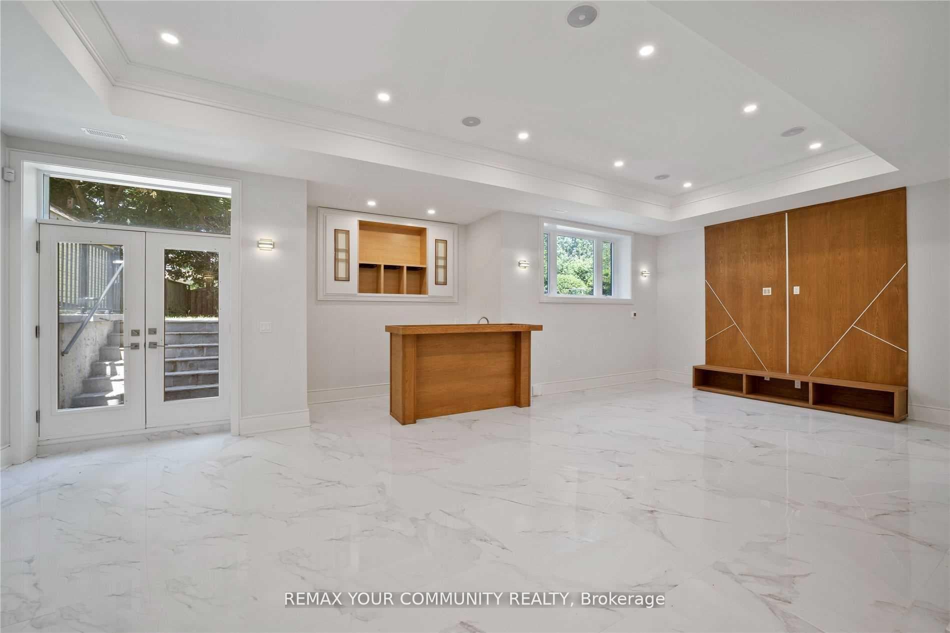 116 Park Home Avenue photo 32