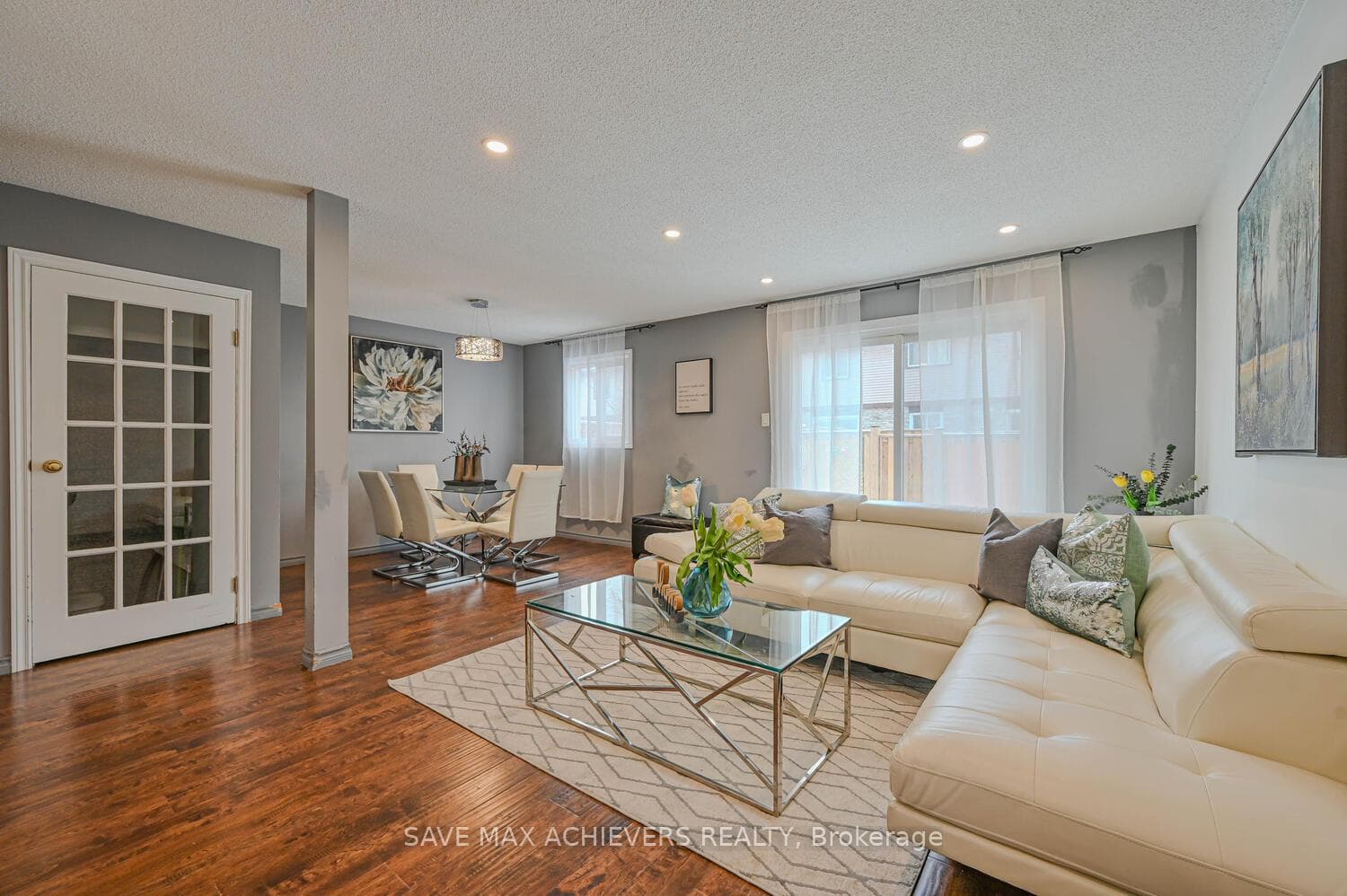 45 Hansen Road Unit 17 photo 4