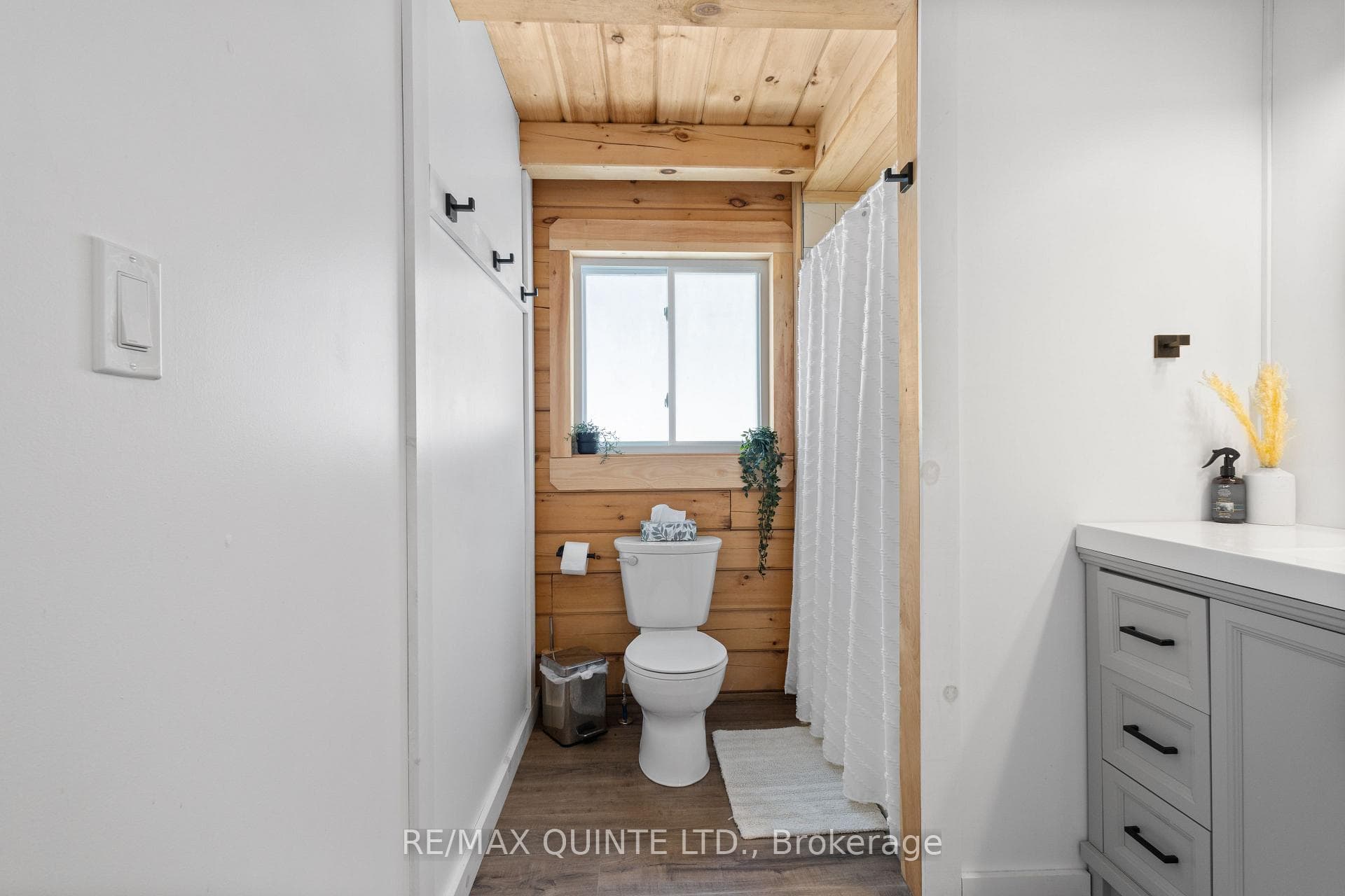 34 Elm Lane photo 30