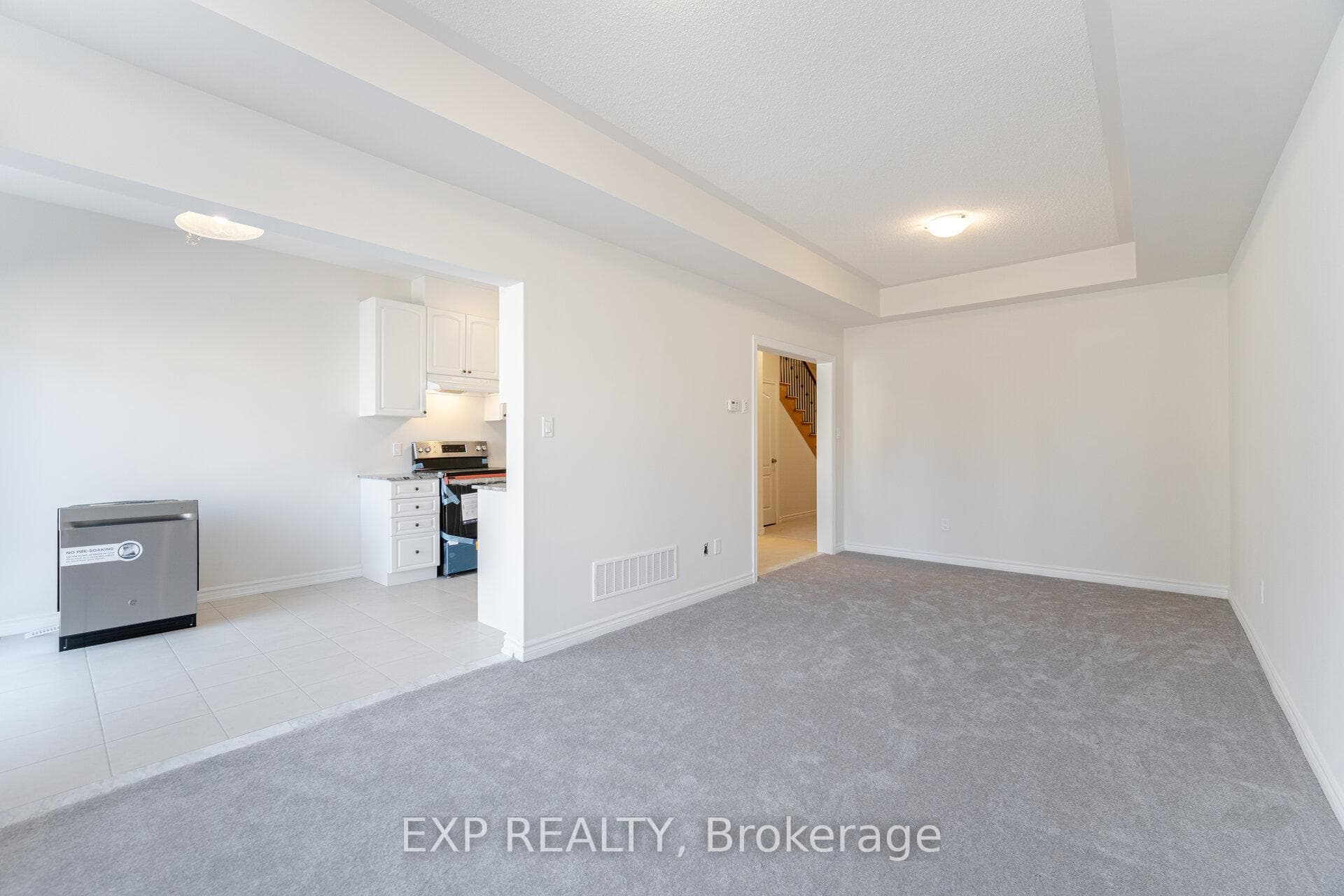 70 Baker Street photo 11