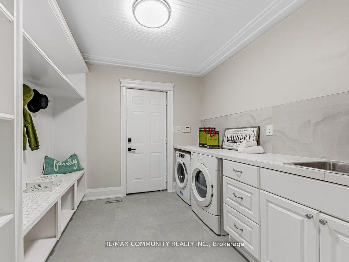 95 Hill Crescent photo 14