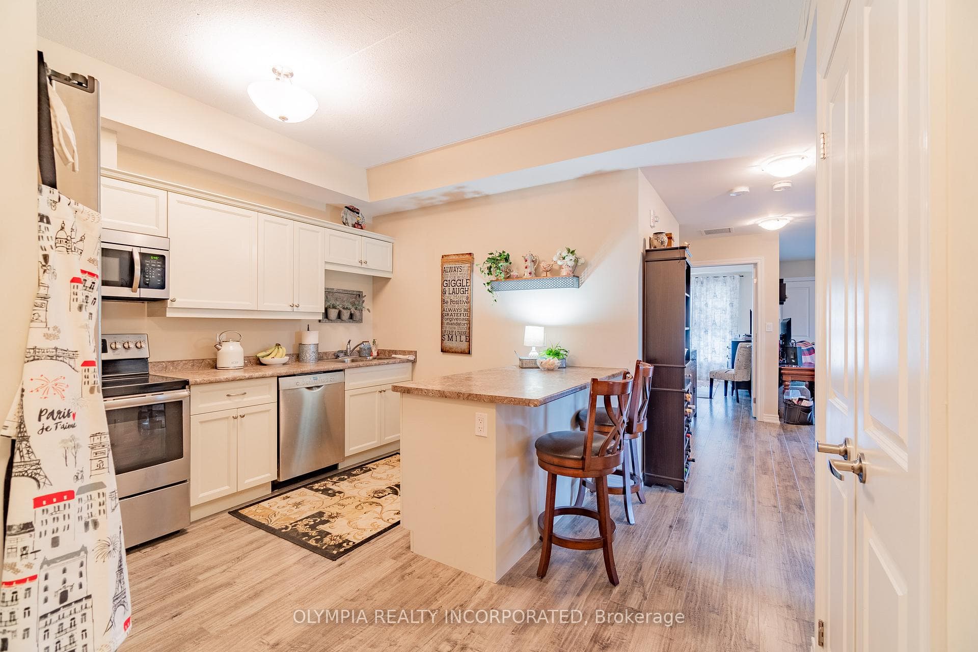 4644 Pettit Avenue Unit 316 photo 3