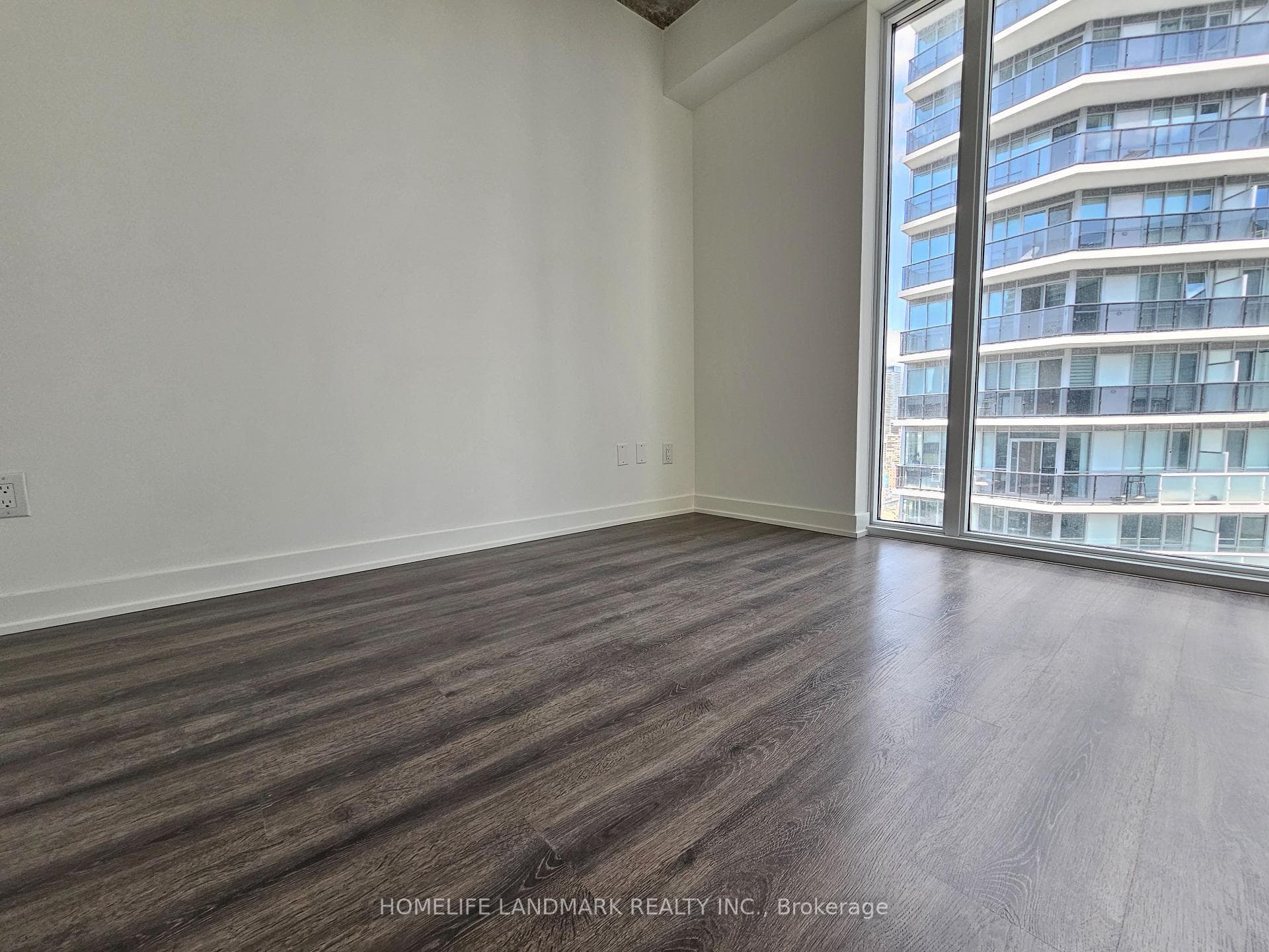 65 Mutual Street Unit 2907 photo 8