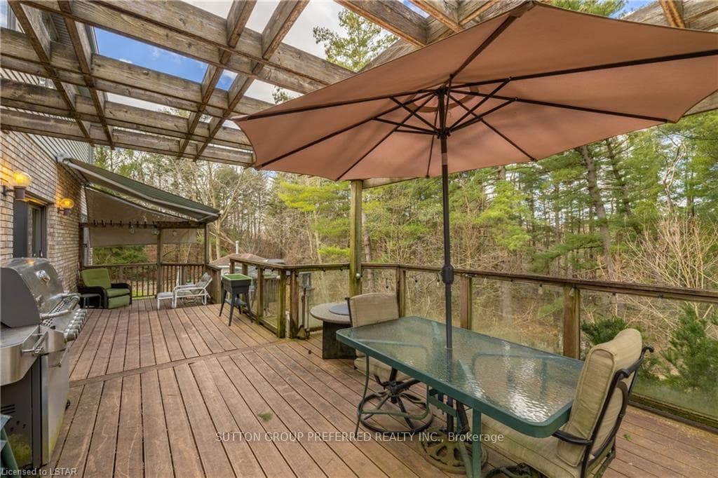 54 Mill Court photo 34