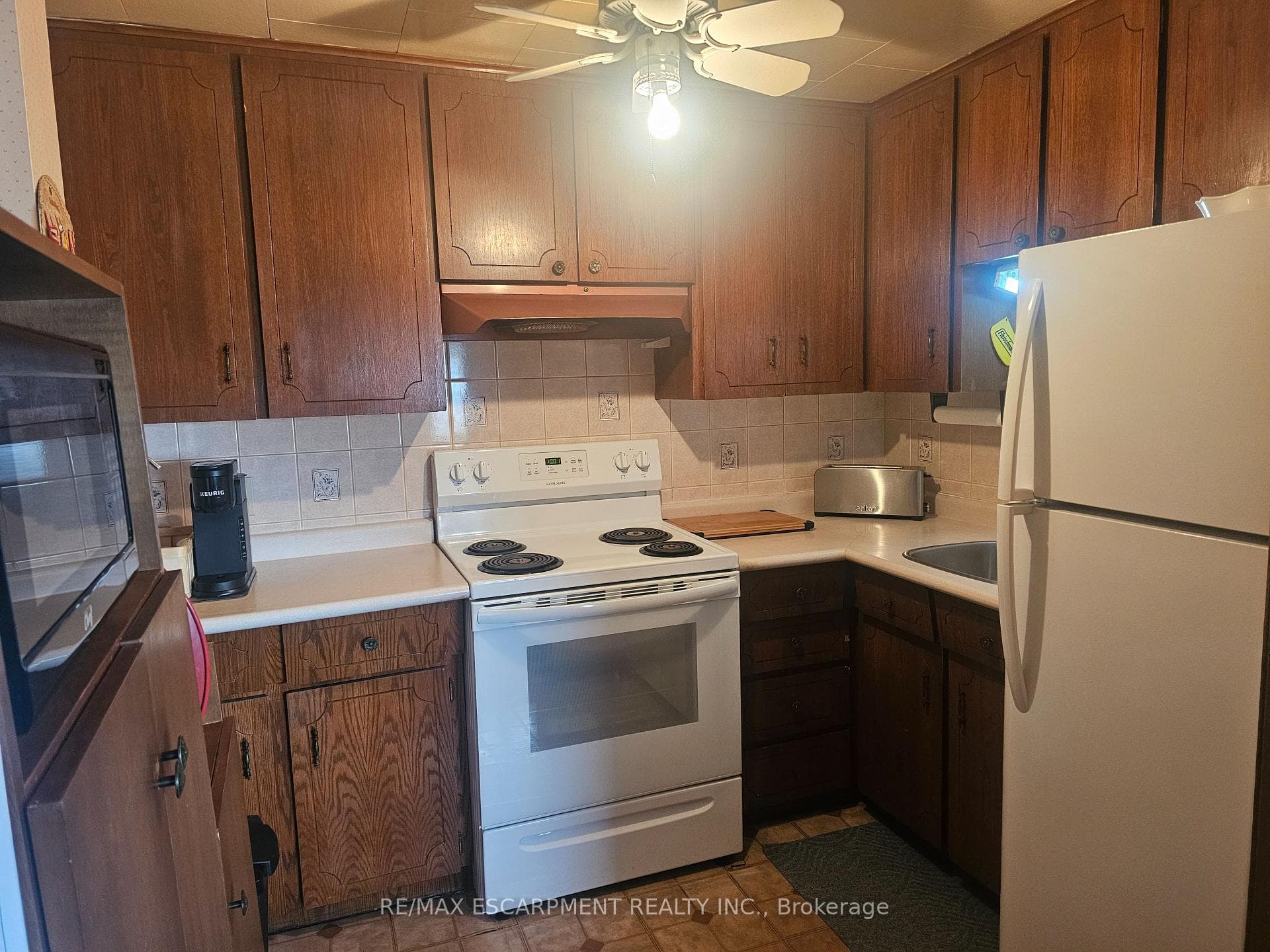 2340 WILSON Street photo 14