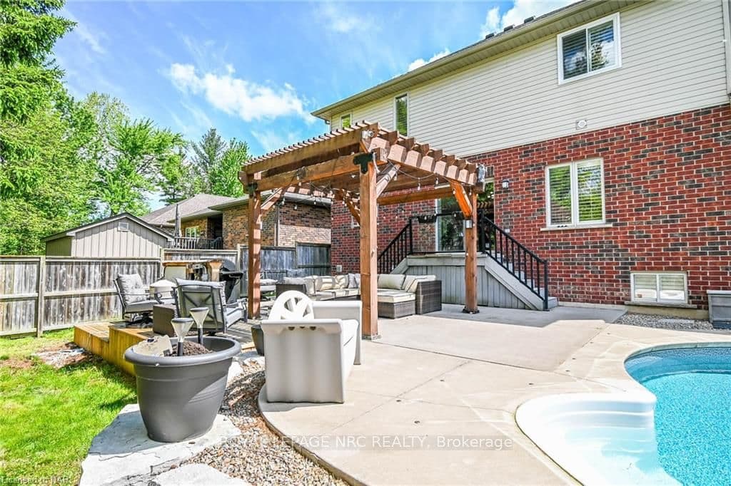 81 MICHAEL Drive photo 39