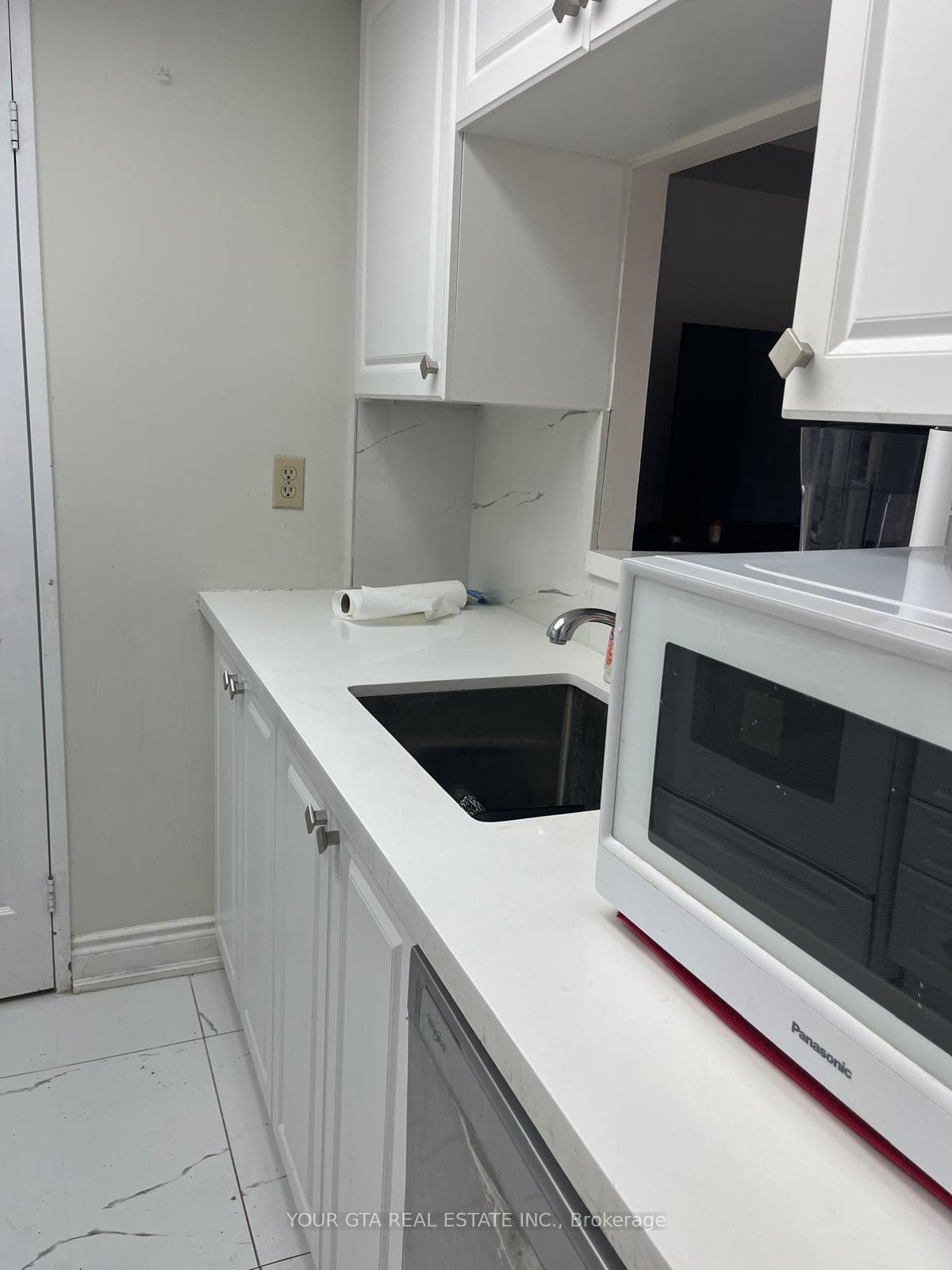 265 Enfield Place Unit 1006 photo 7