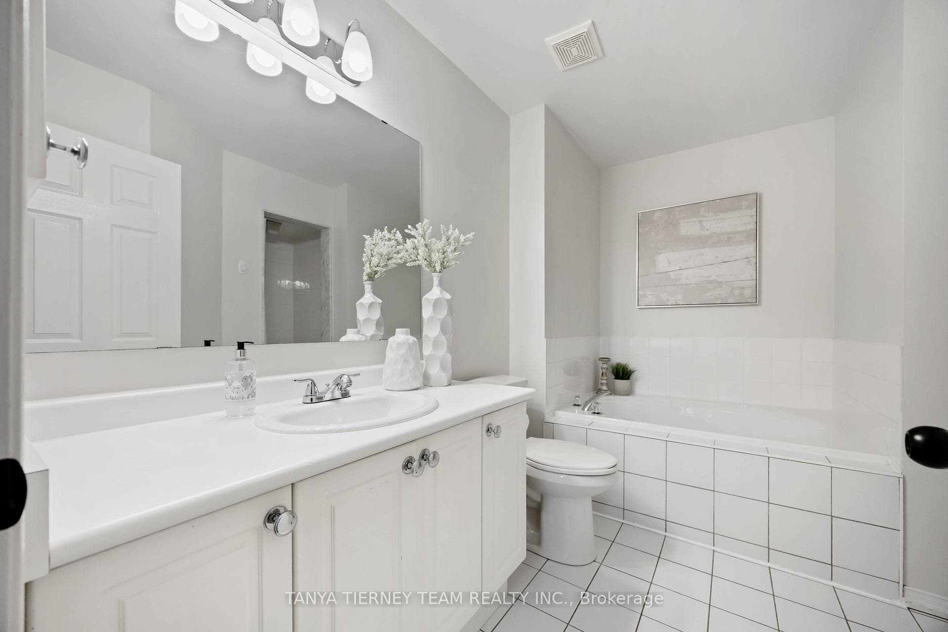 102 Zachary Place photo 33
