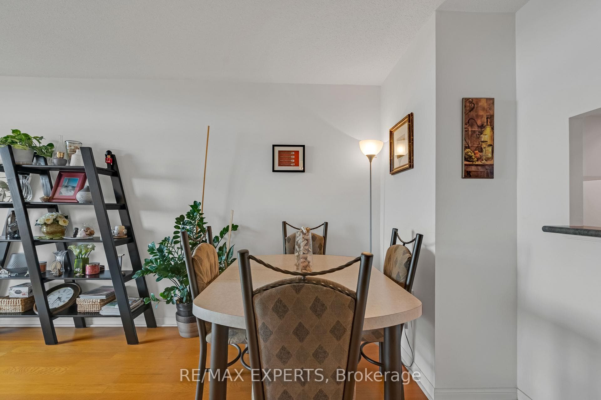 650 Lawrence Avenue Unit 602 photo 8