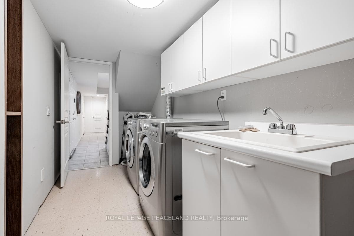 3180 Bayview Avenue Unit 17 photo 38