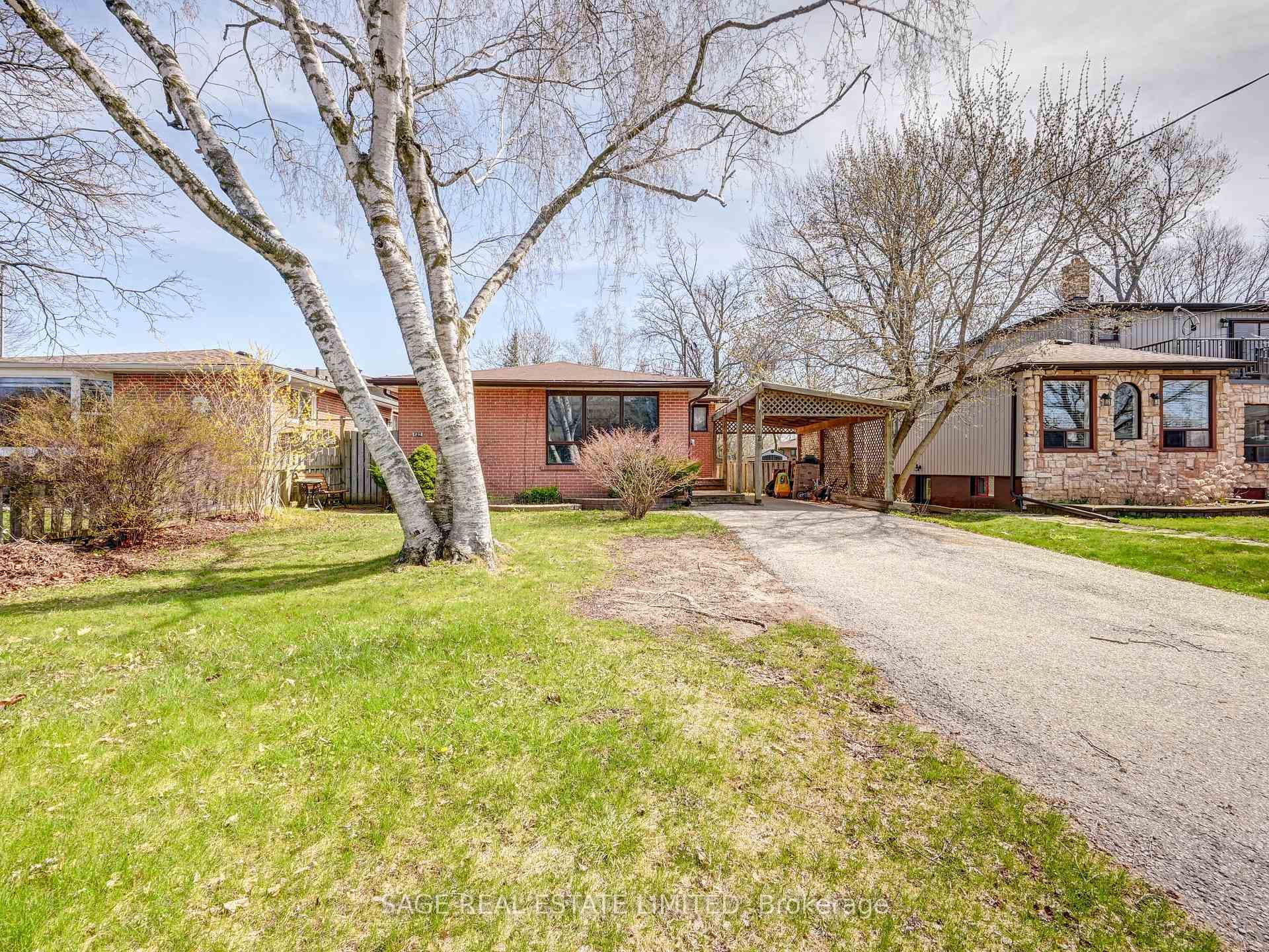 825 Fairview Avenue photo 4