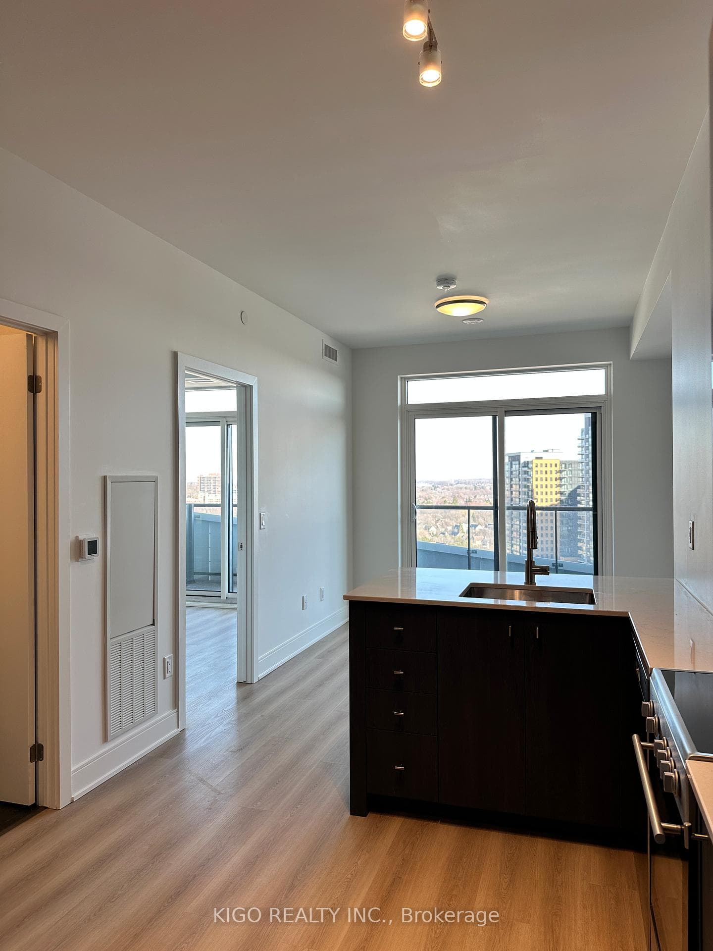 25 Wellington Street Unit 1401 photo 29