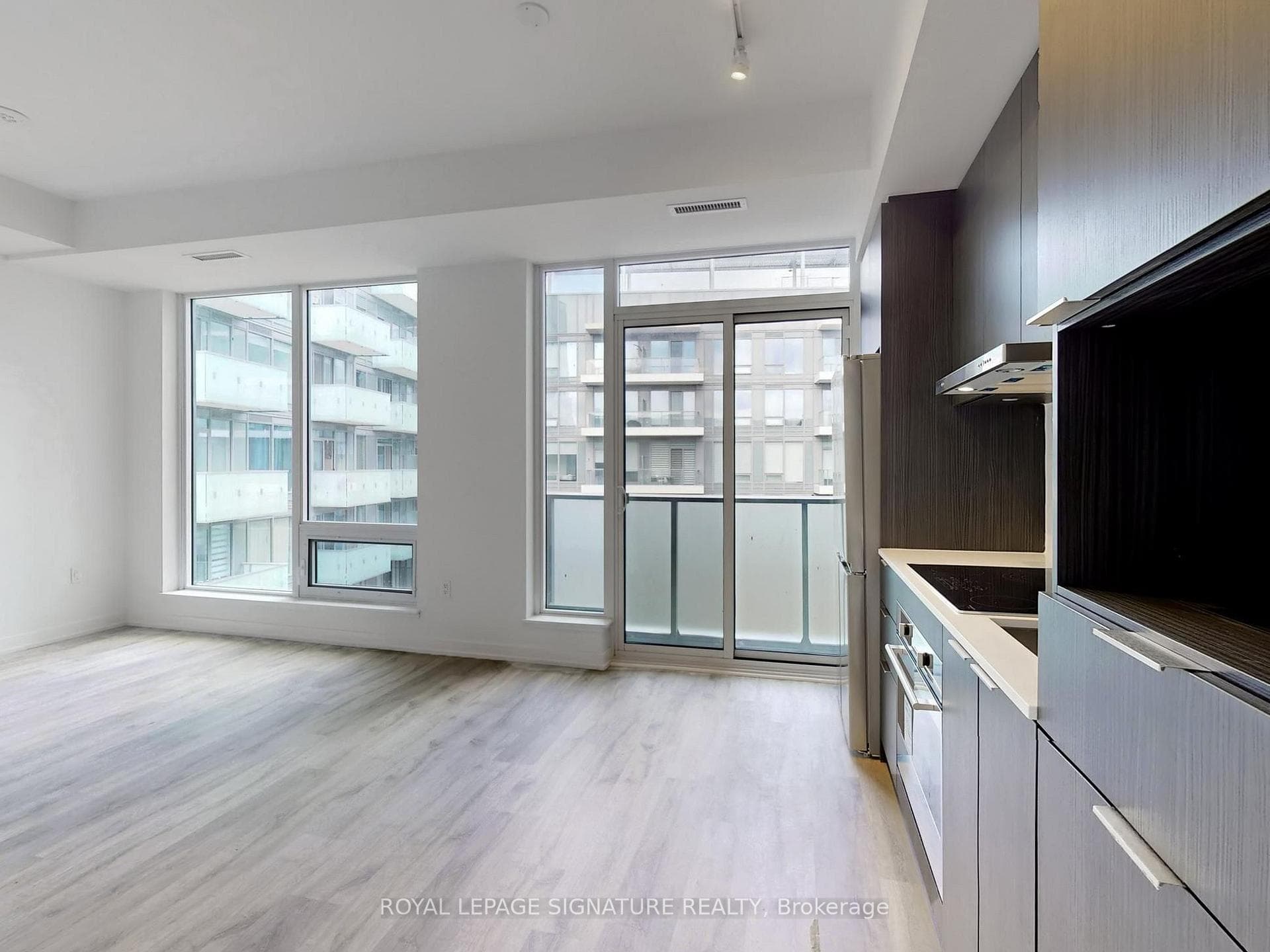 8 Olympic Gdn Drive Unit S608 photo 8
