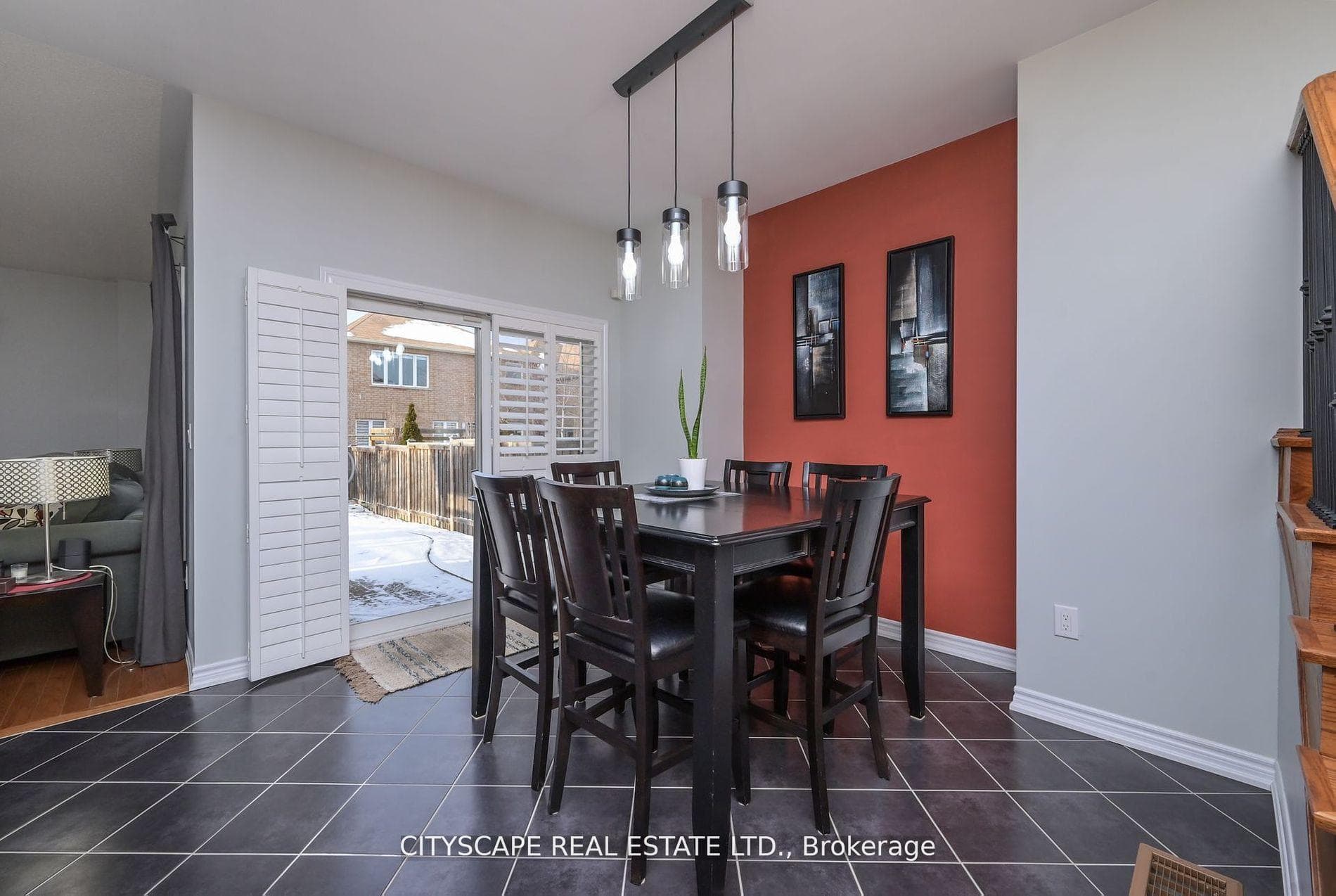 137 McLaughlin Avenue photo 6