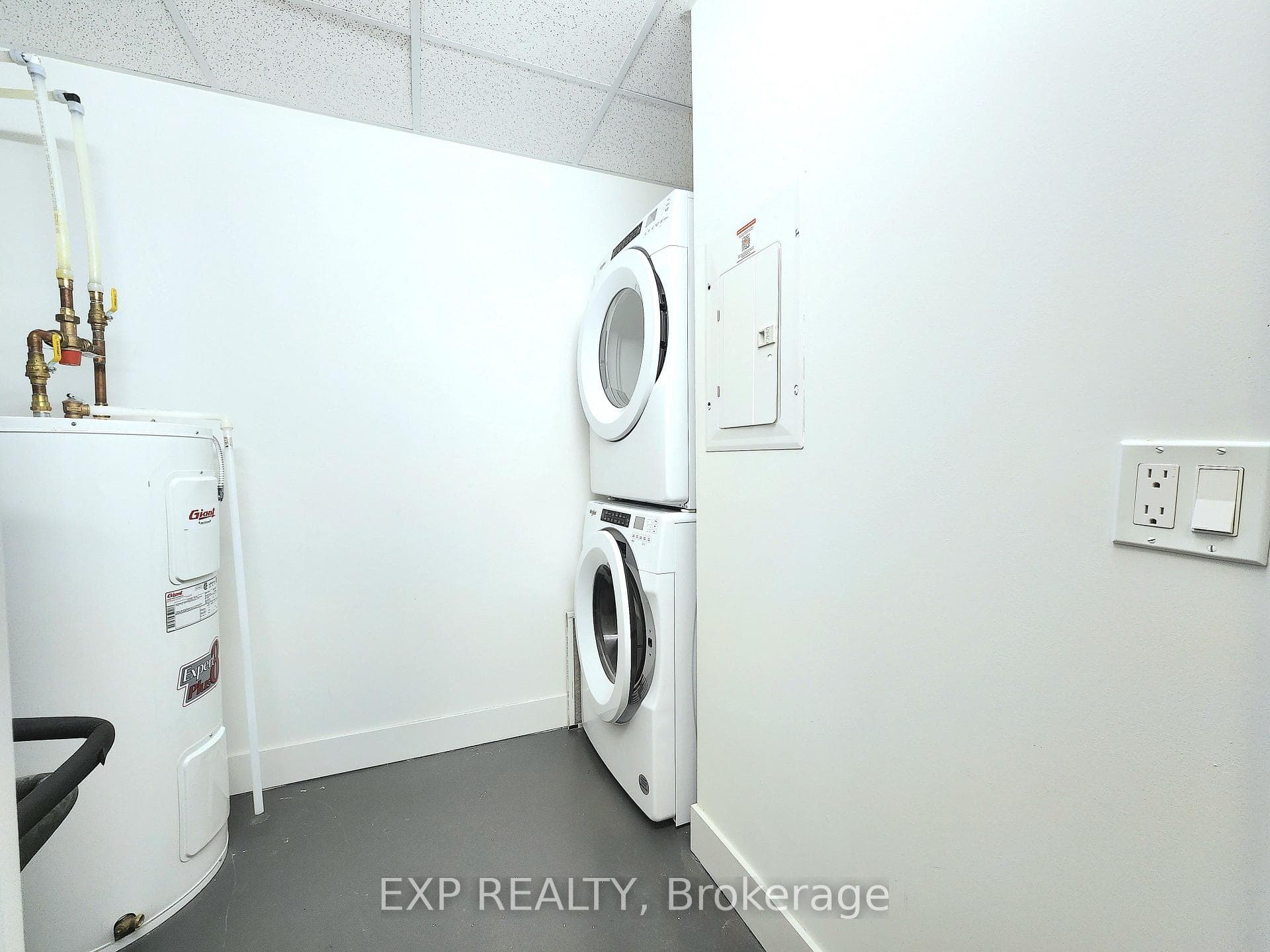 103 Roger Street Unit 401 photo 13