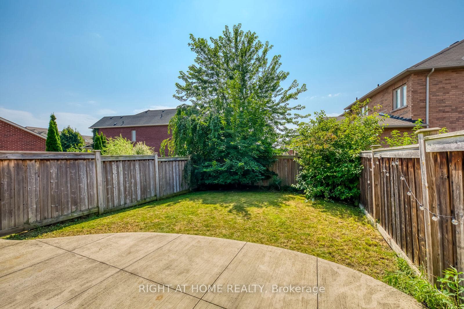 490 Duncan Lane photo 32