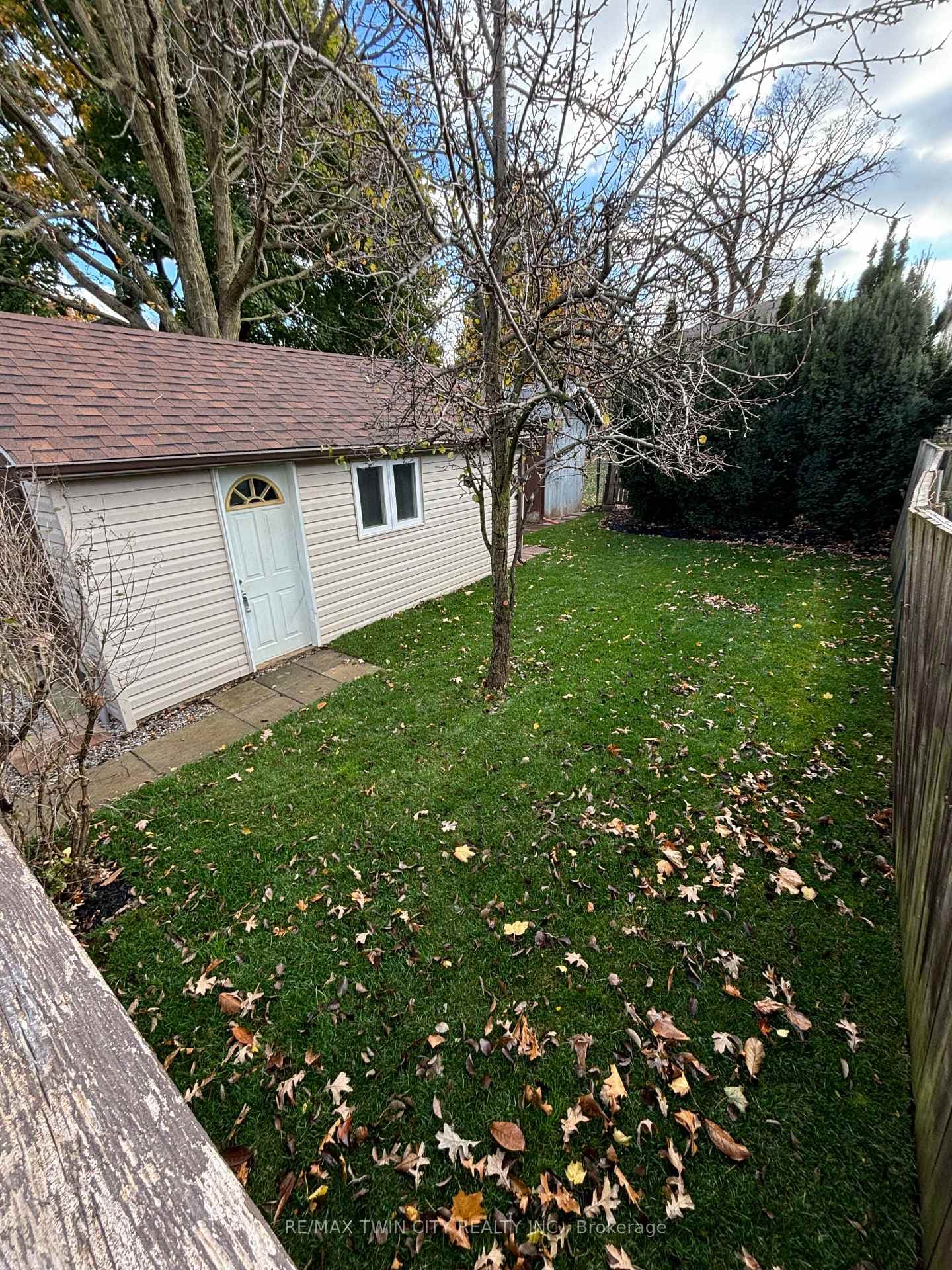 20 Sherwood Drive photo 33