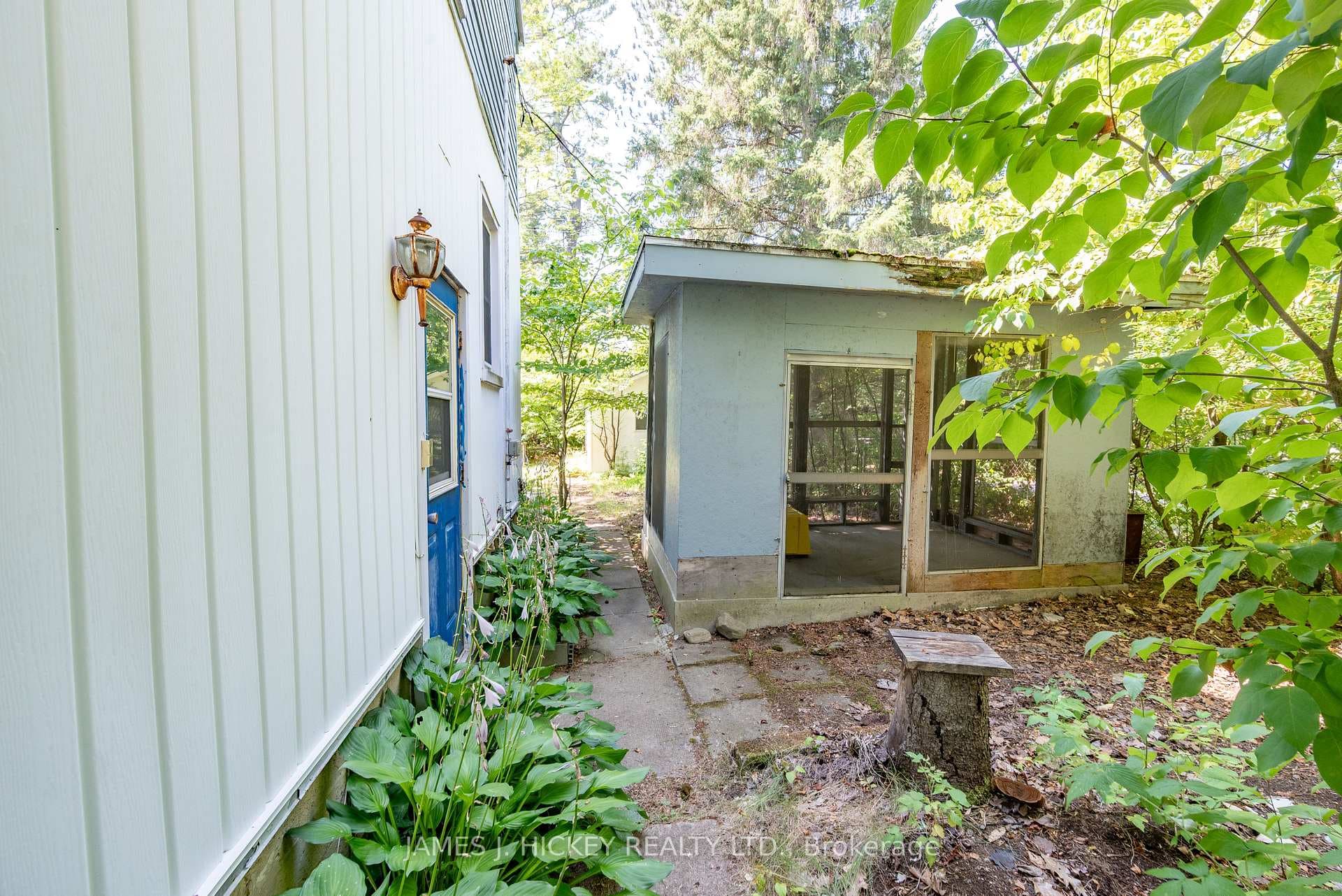 123 Algonquin Street photo 38