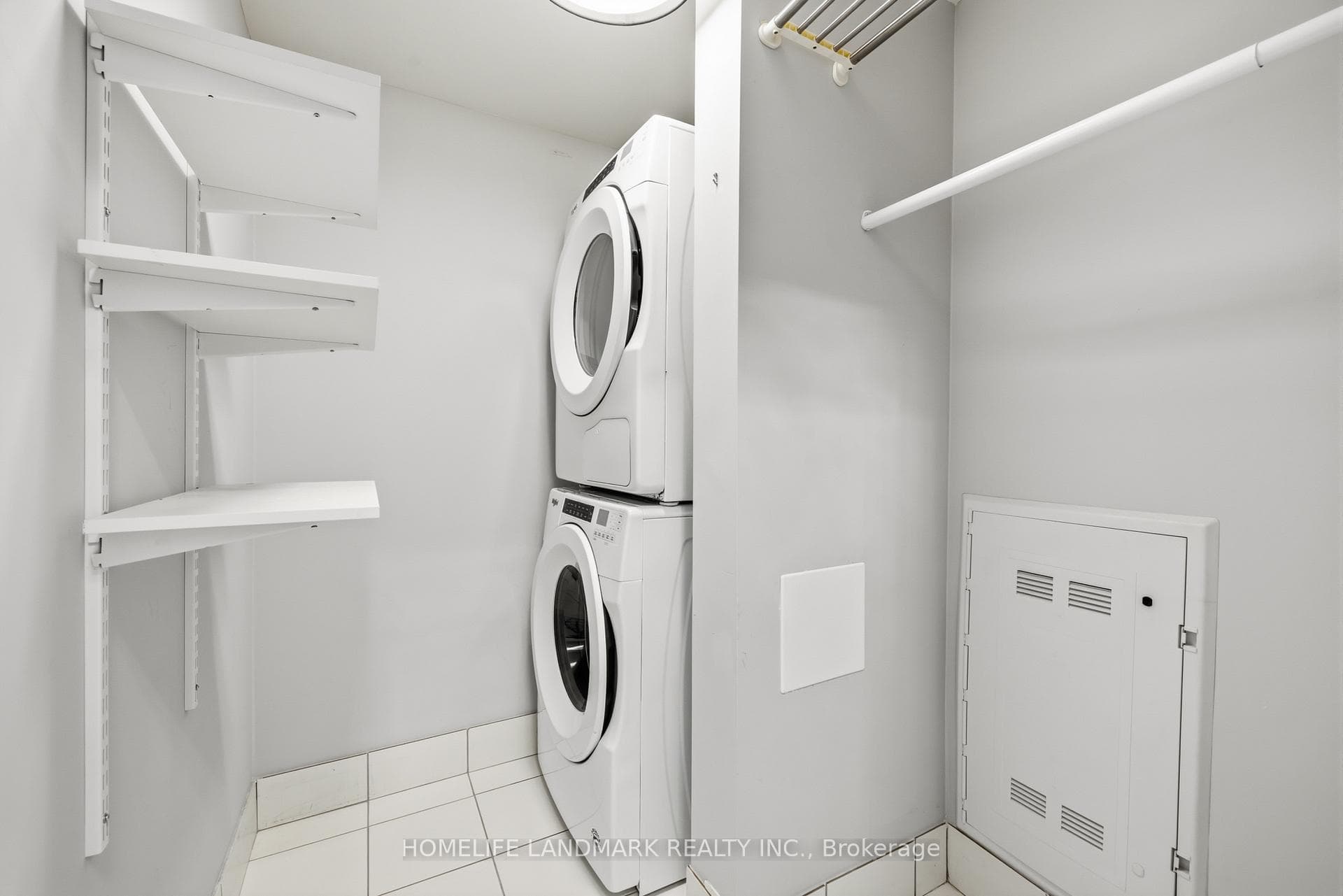 3237 Bayview Avenue Unit 307 photo 11