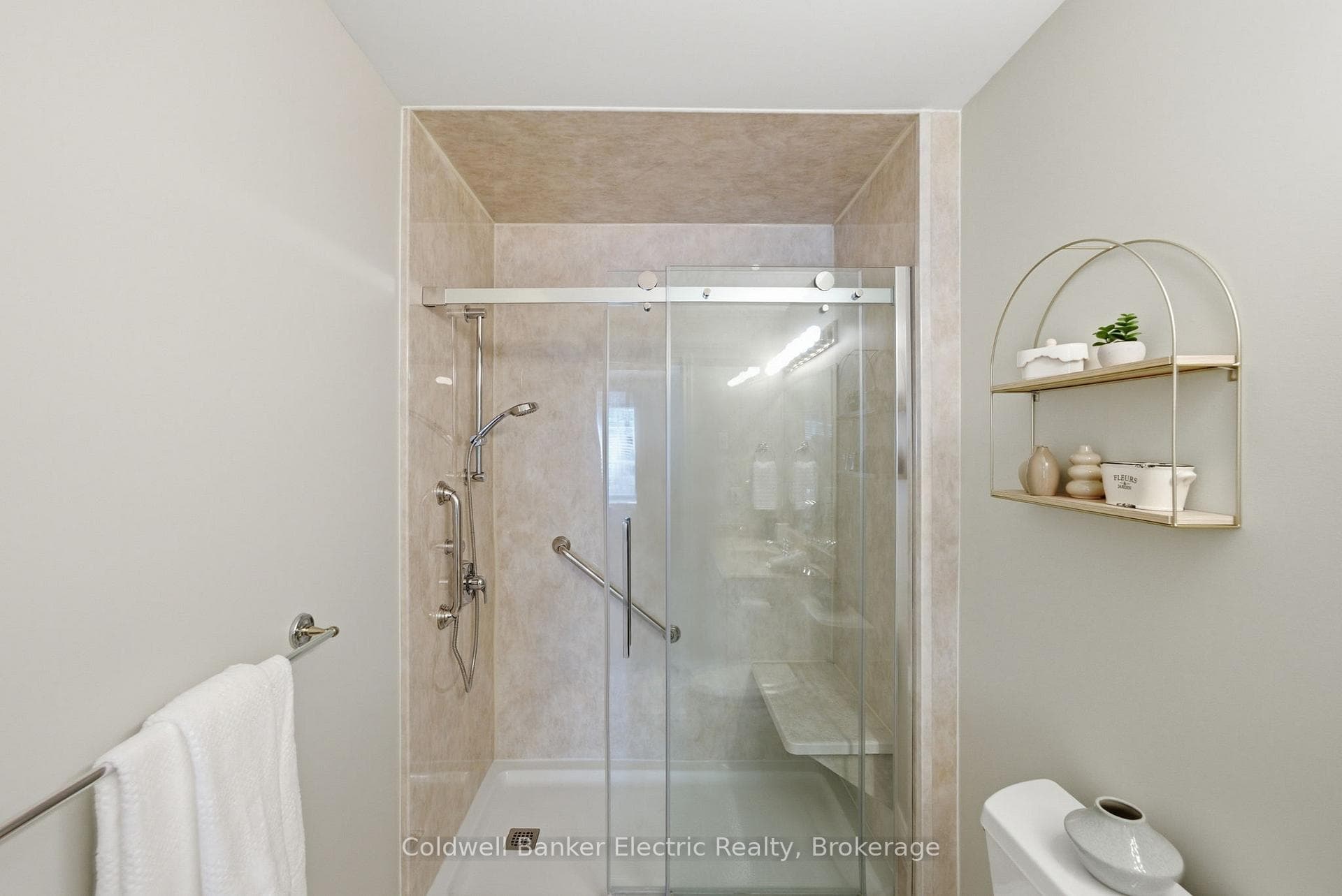 300 Franmor Drive Unit 40 photo 28