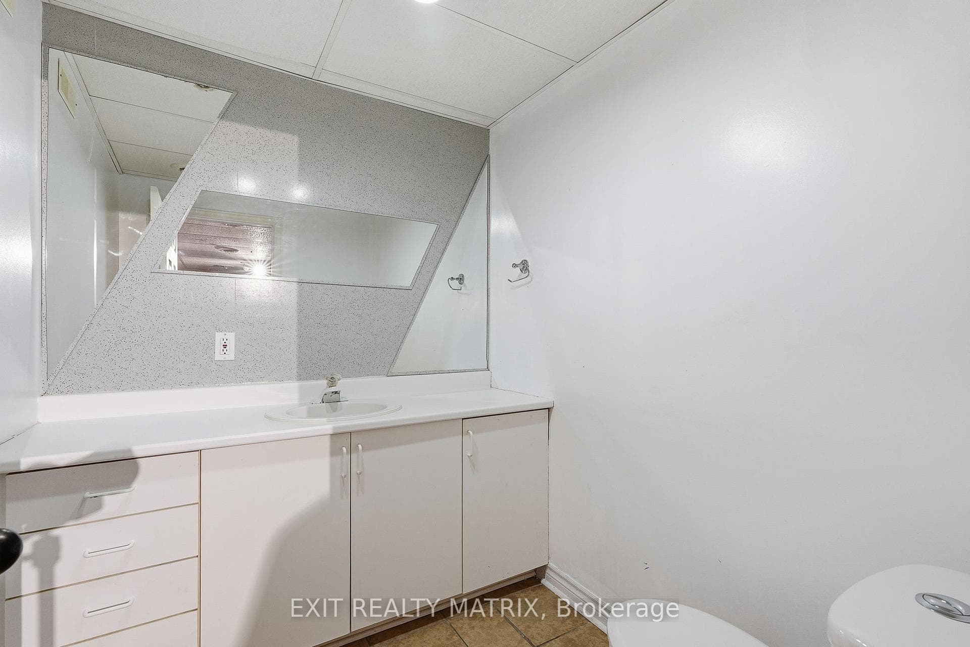 203 Montee Outaouais Road photo 36