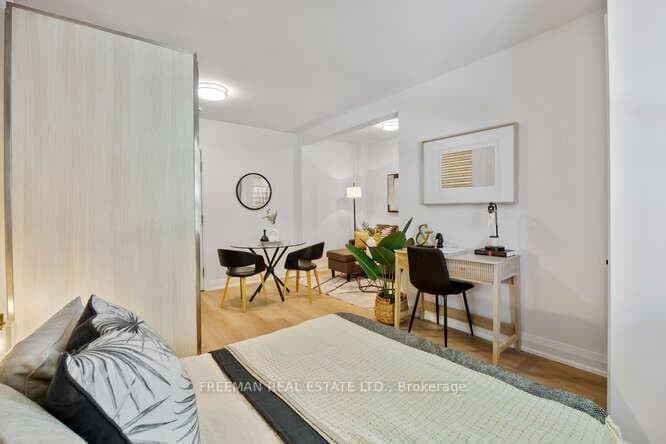 134 Carlton Street Unit 10 photo 20