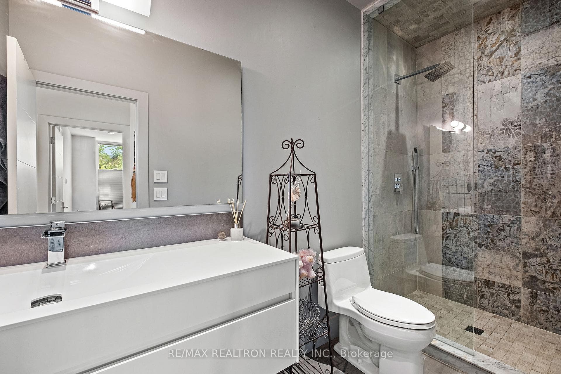Second Level Bathroom