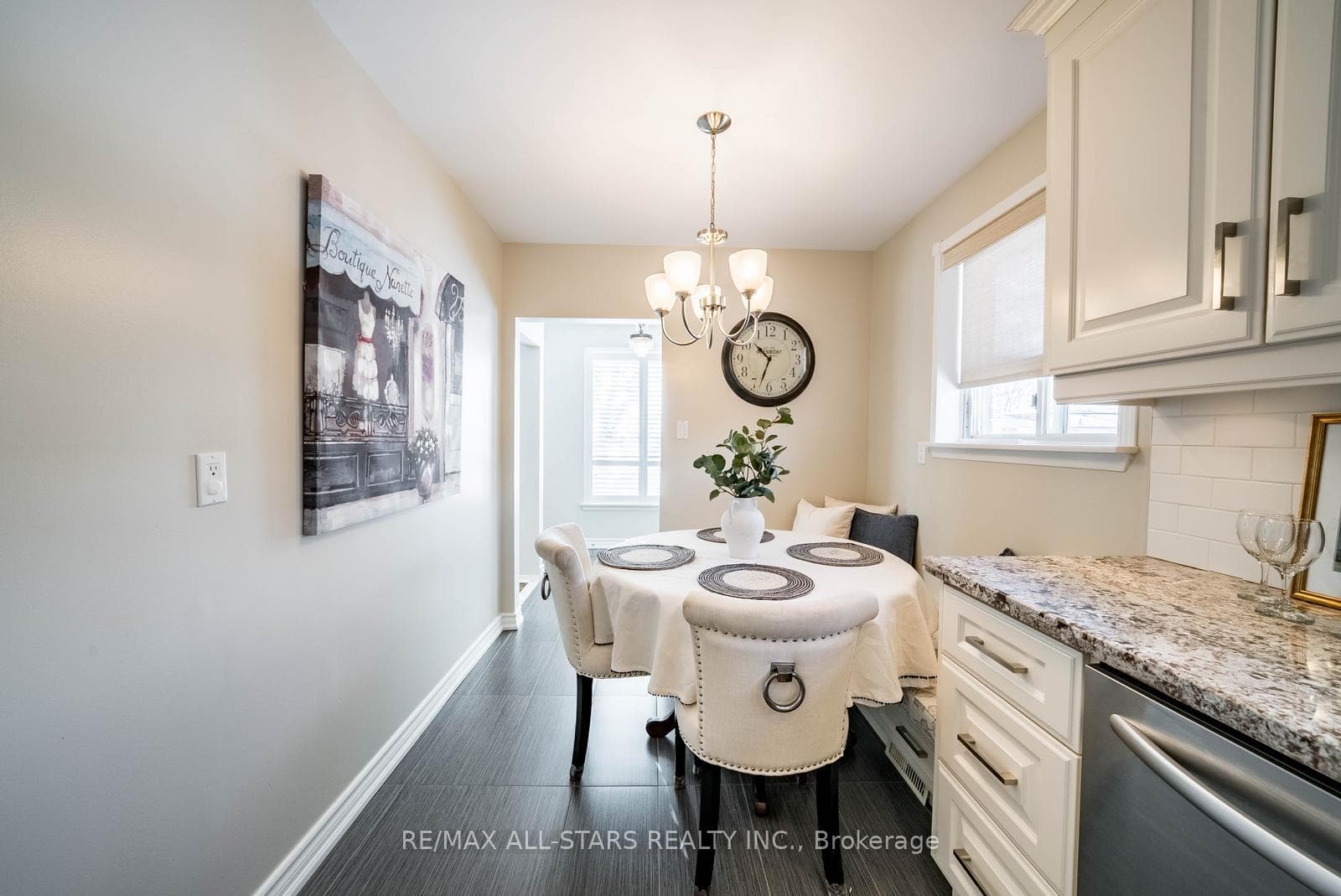 36 Midcroft Drive photo 17