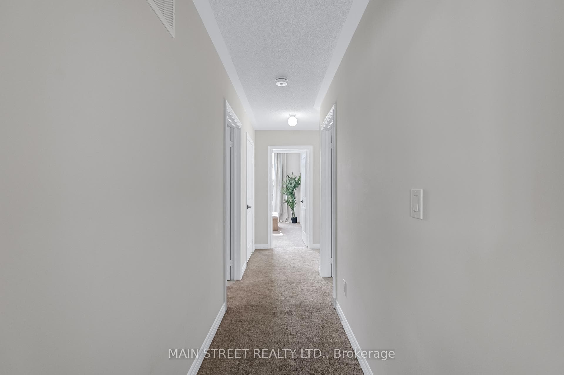 15 Ainslie Hill Crescent photo 35