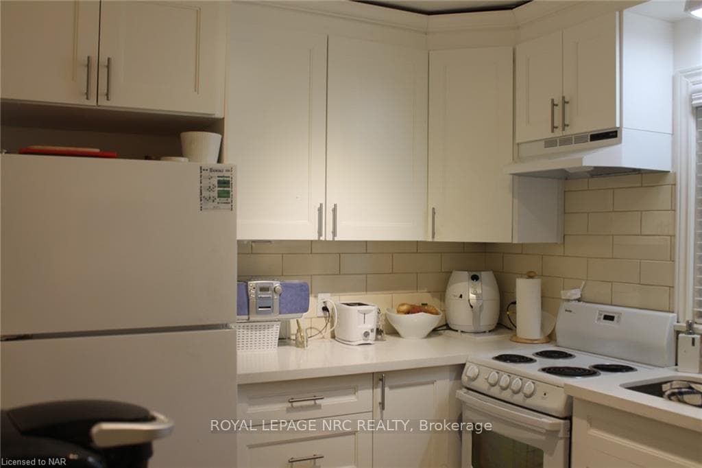 73 WILEY Street photo 10