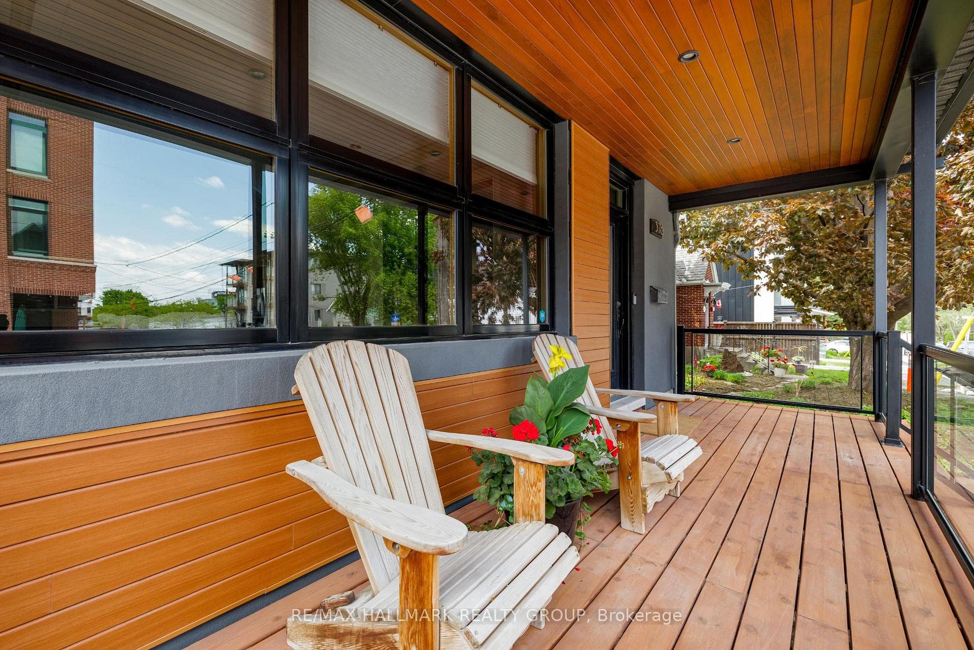 376 Winona Avenue photo 3