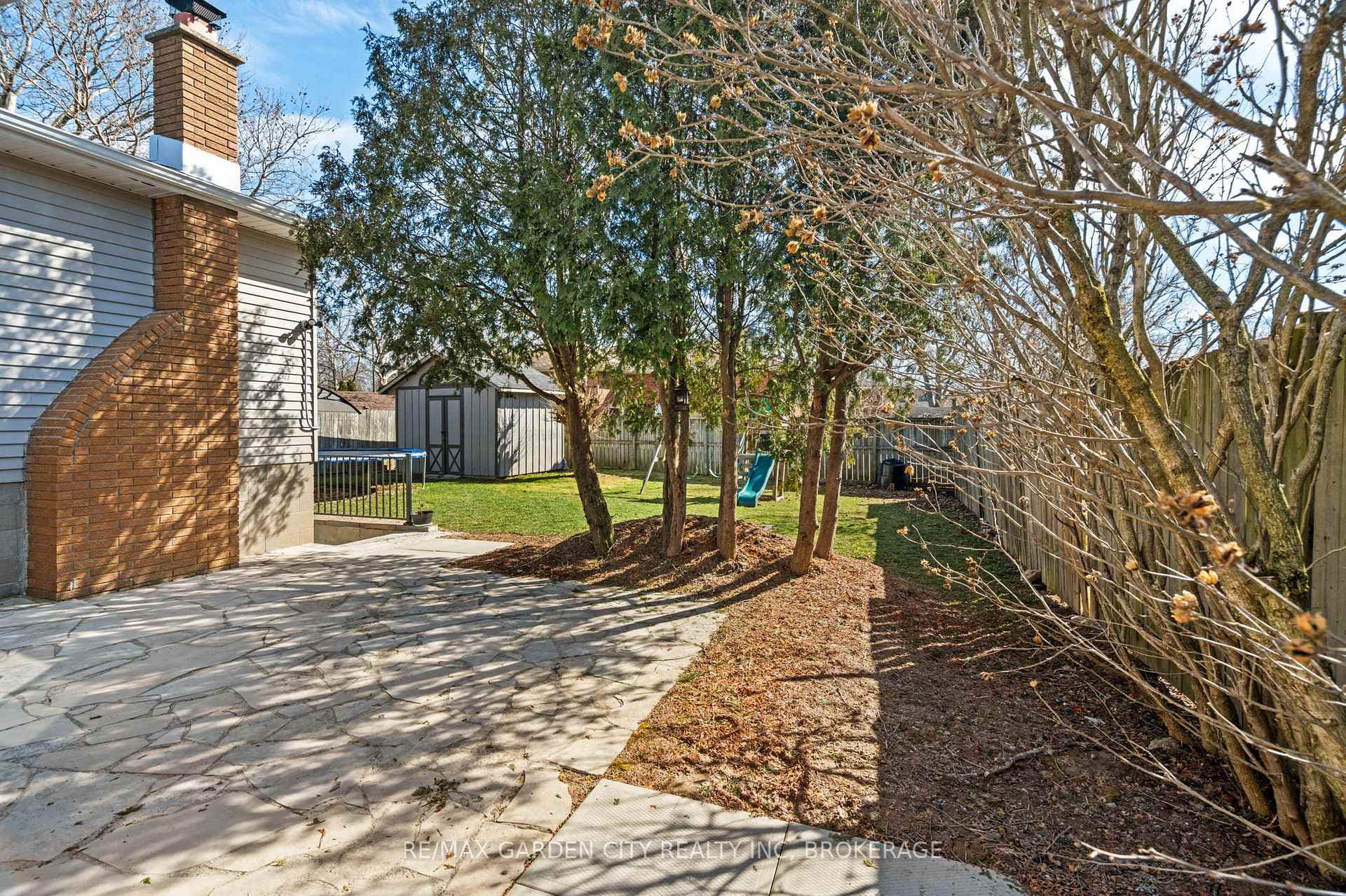 8146 WESTWOOD Street photo 32